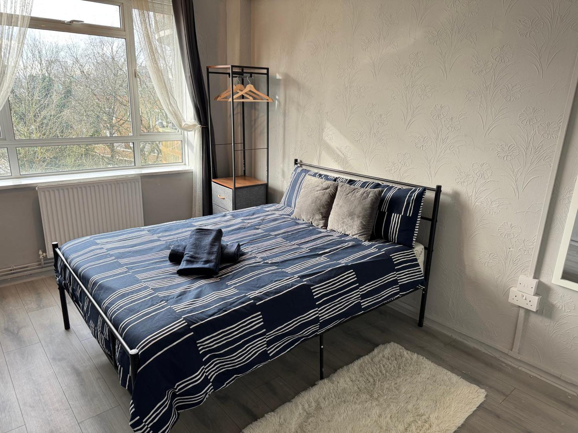 Huge 5 Bedroom Flat For 10 People 2 Min Away From Emirates Stadium Zone 2 Appartement *