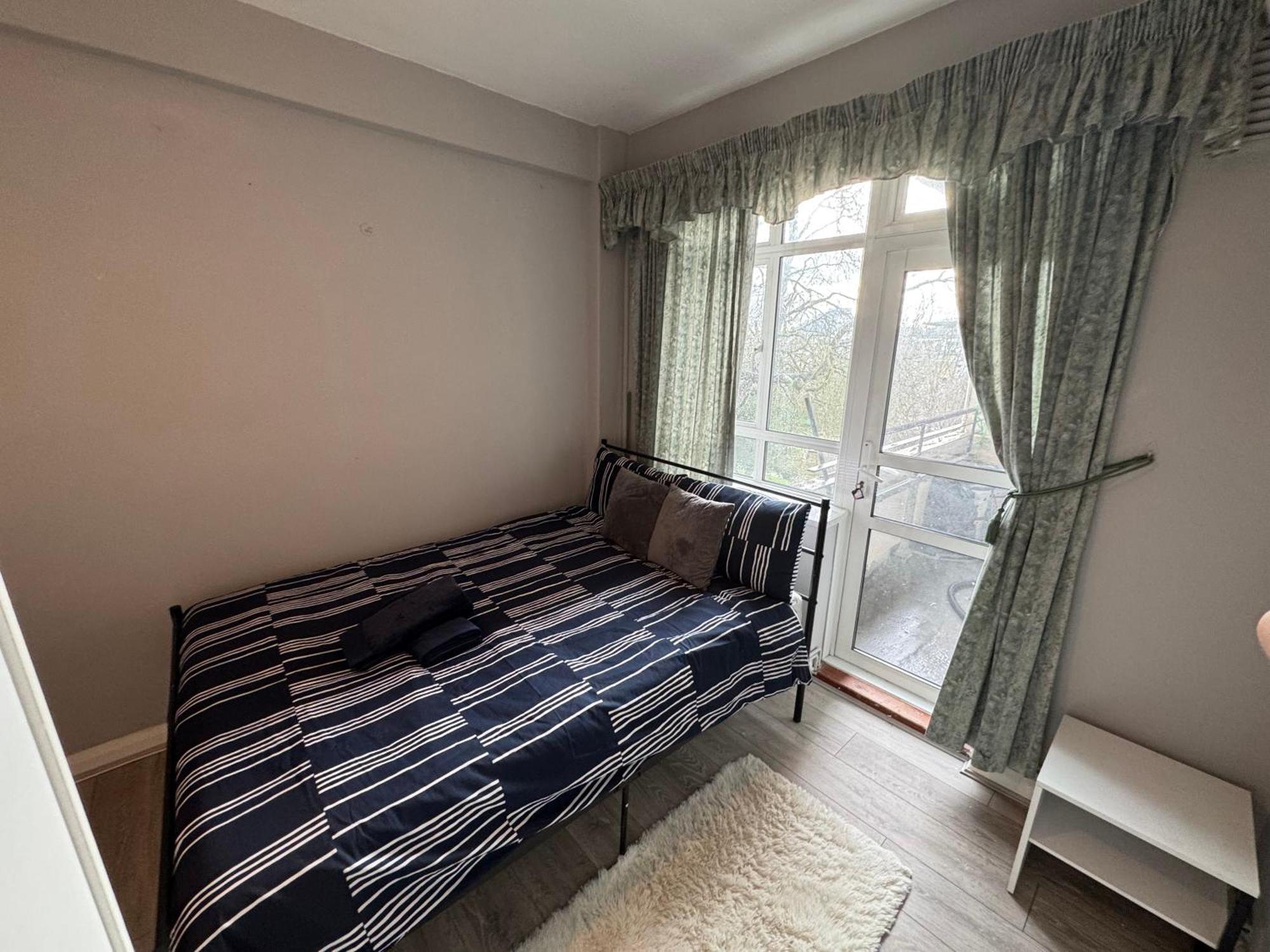 Apartment Huge 5 Bedroom Flat For 10 People 2 Min Away From Emirates Stadium Zone 2 *