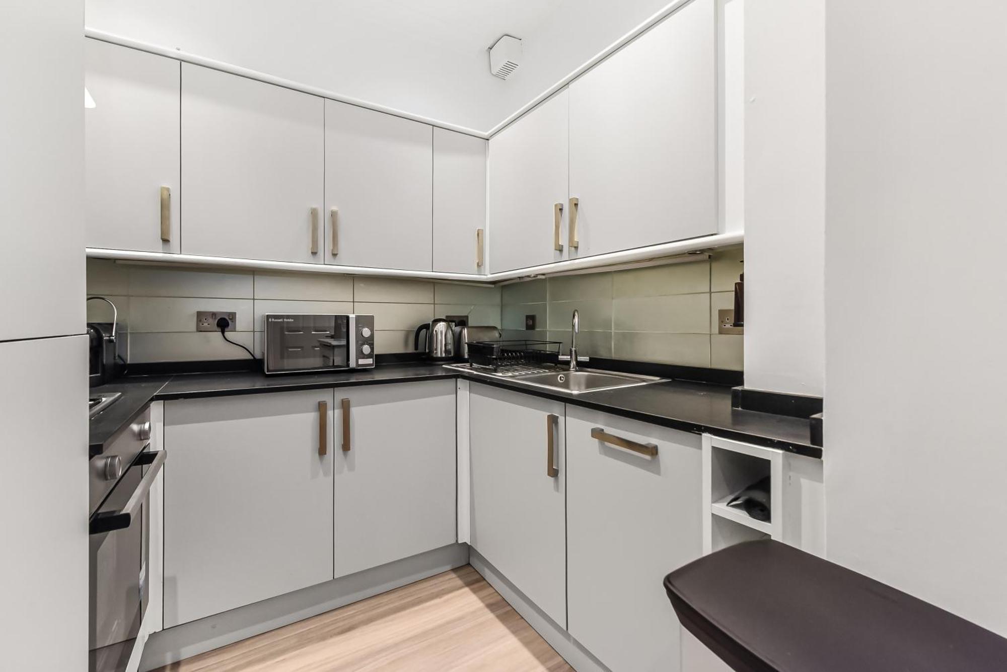 2br Collingham Place Earls Court London