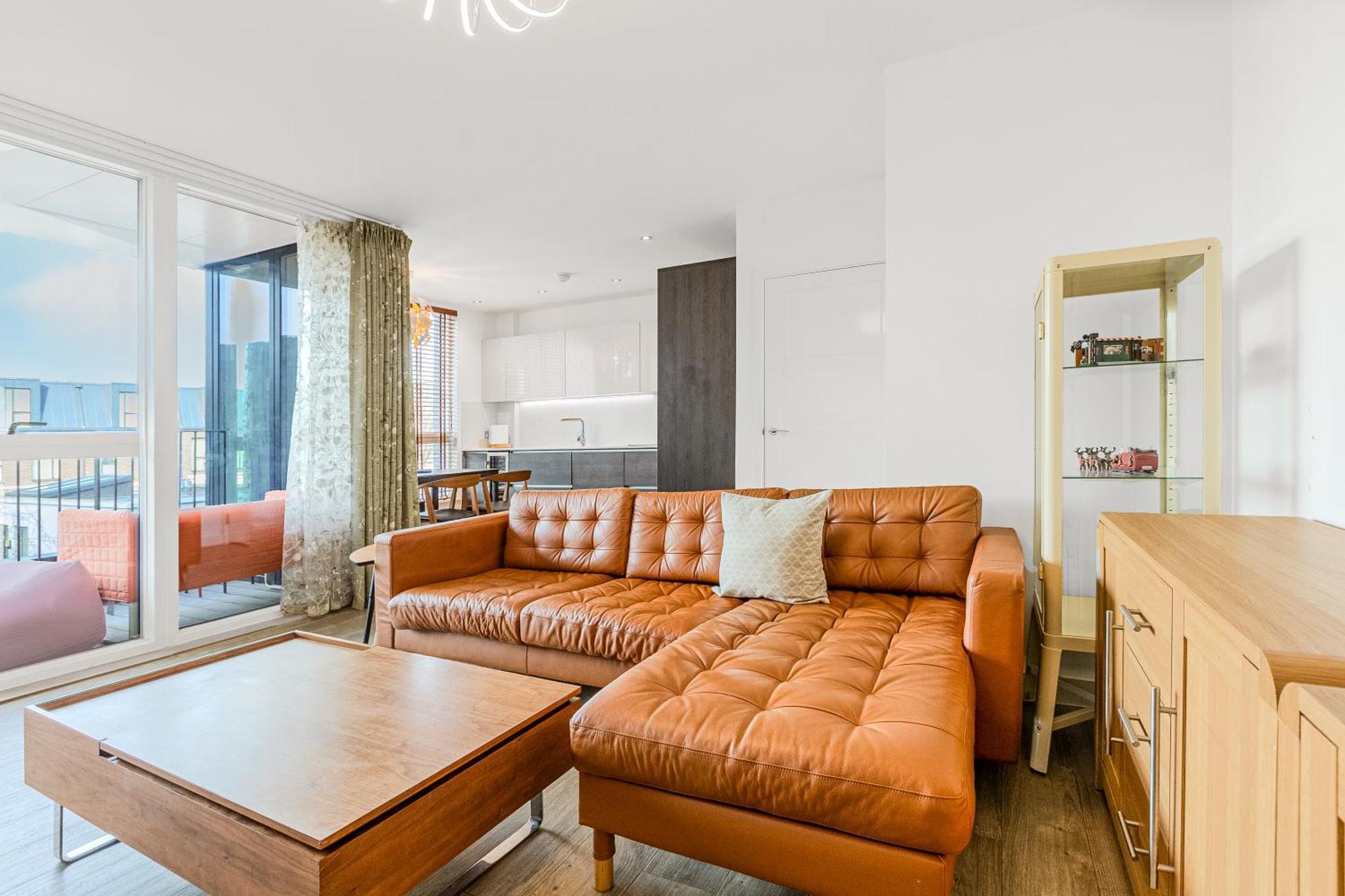 Bright 1 Bdr With Terrace & Great Travel Links * Londres