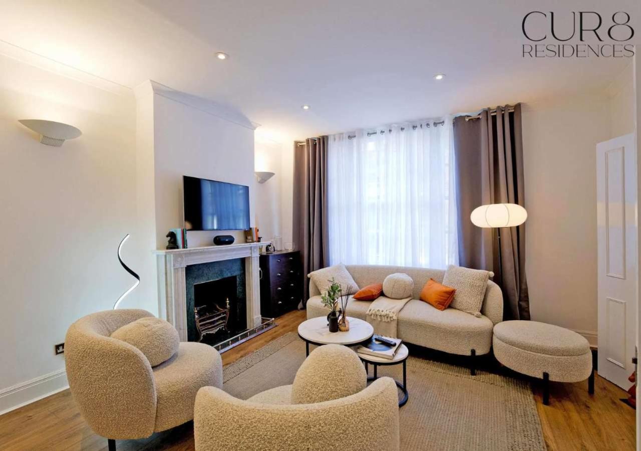 Charming Mews House In The Heart Of South Kensington * London