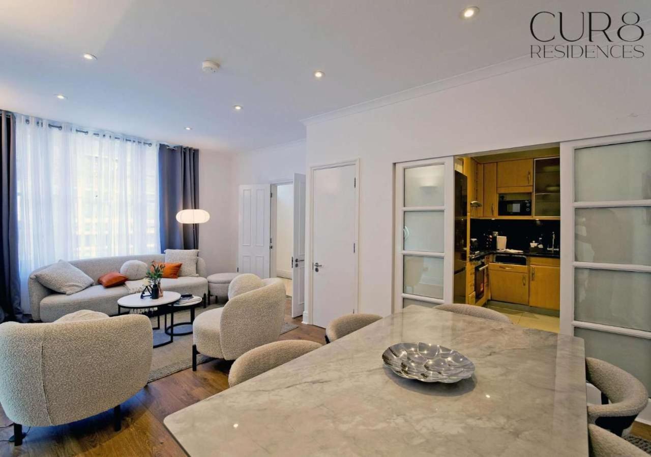 Charming Mews House In The Heart Of South Kensington London