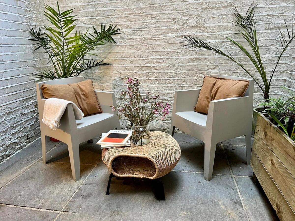 Sophisticated 2 Bed Apartment, Hyde Park * Londen
