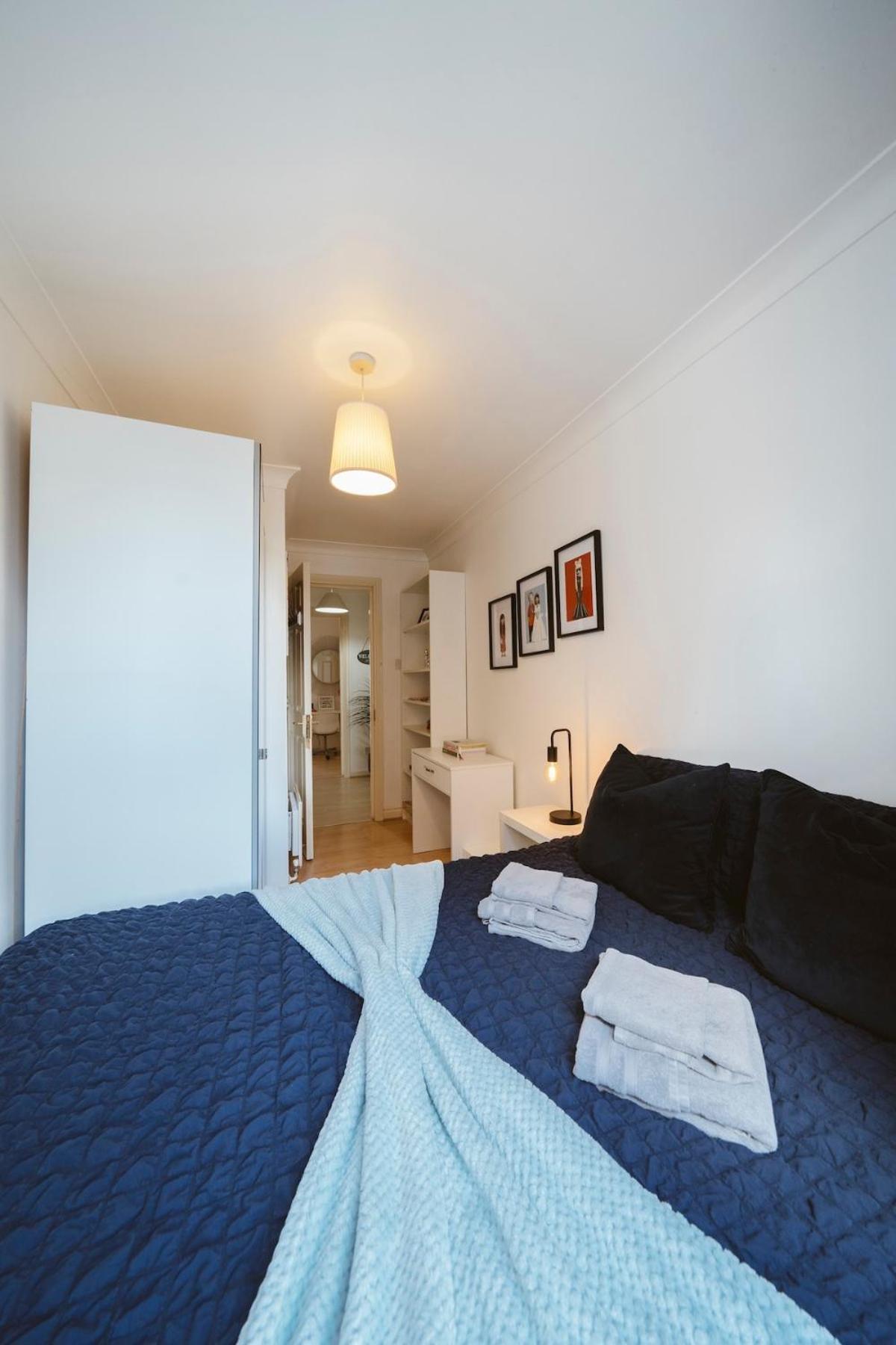 Apartment Cosy 2 Bdr Flat 5 Min To Excel Free Car Parking London