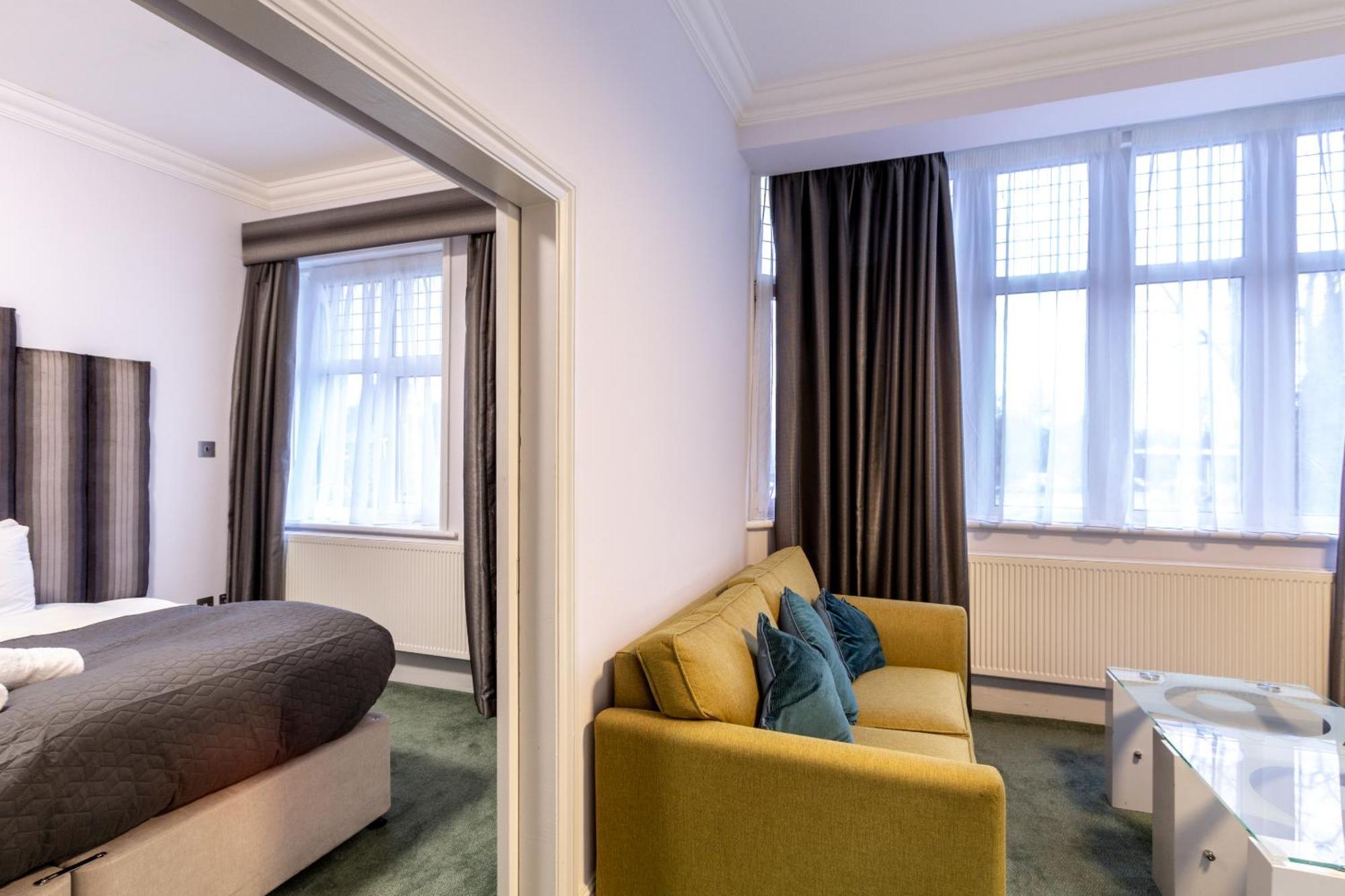 Gatwick Hotel