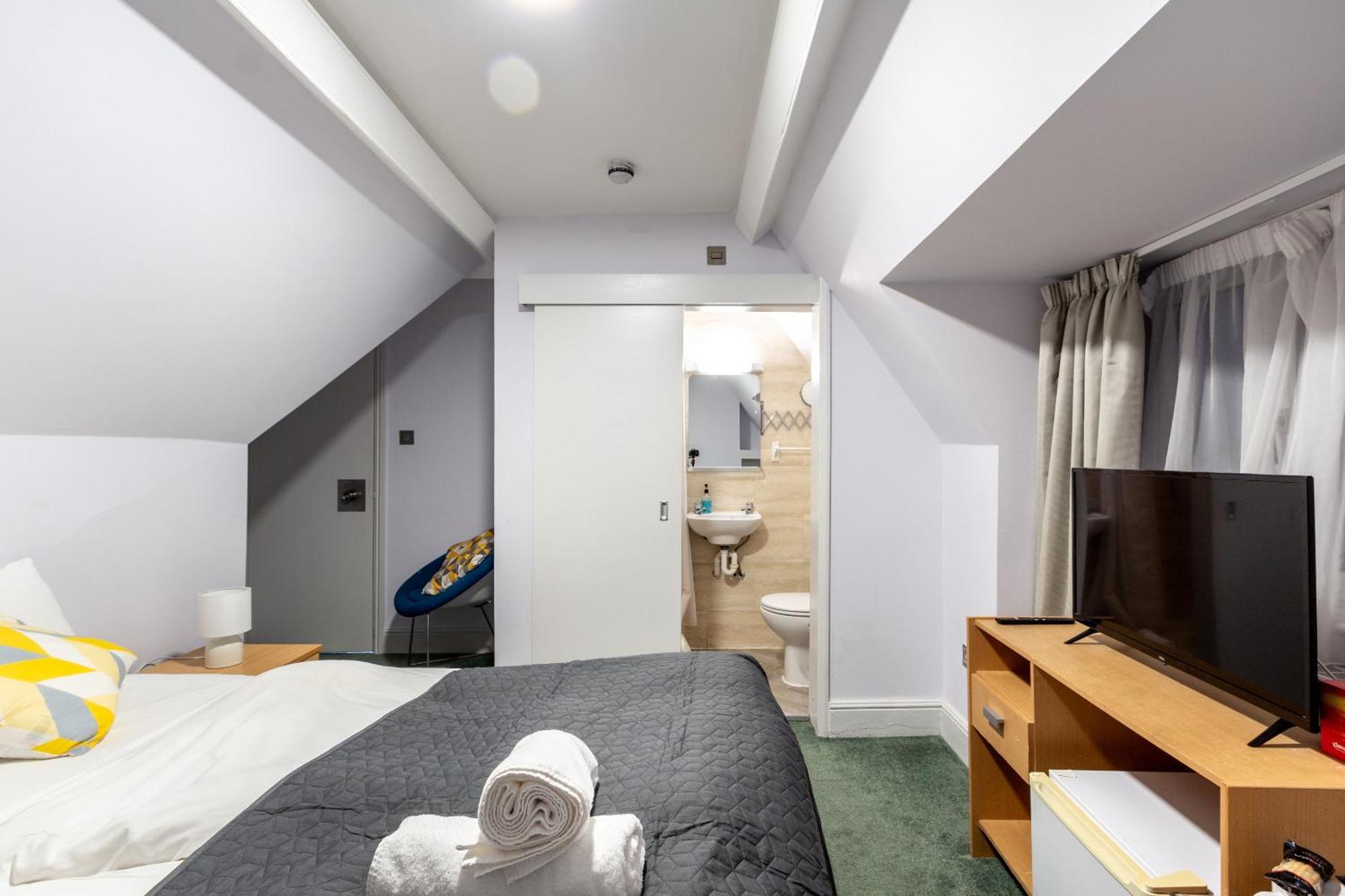 Hotel Gatwick *