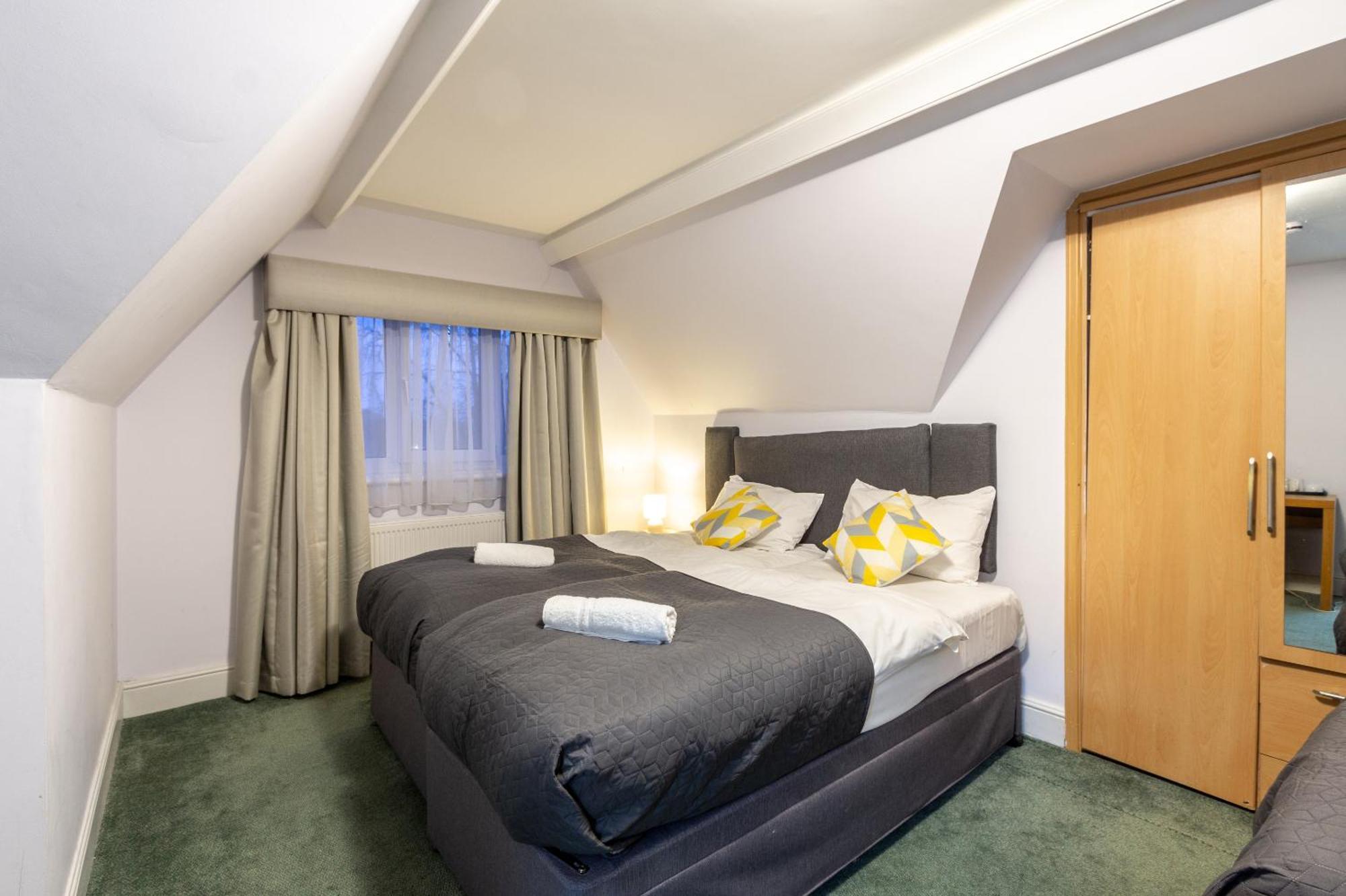 Hotel Gatwick