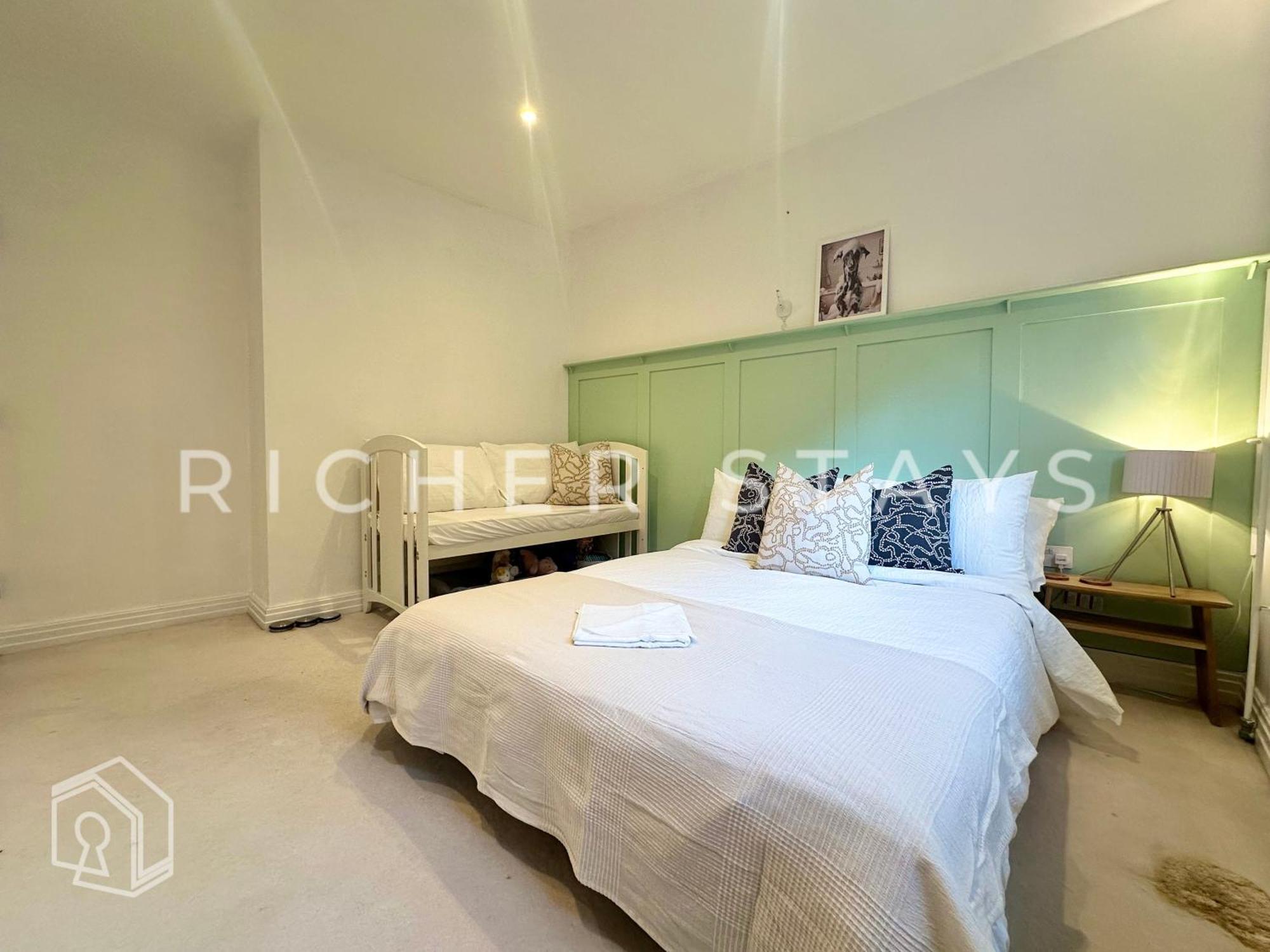 Luxury 2-bedroom Apt, Corporates And Families Apartment *