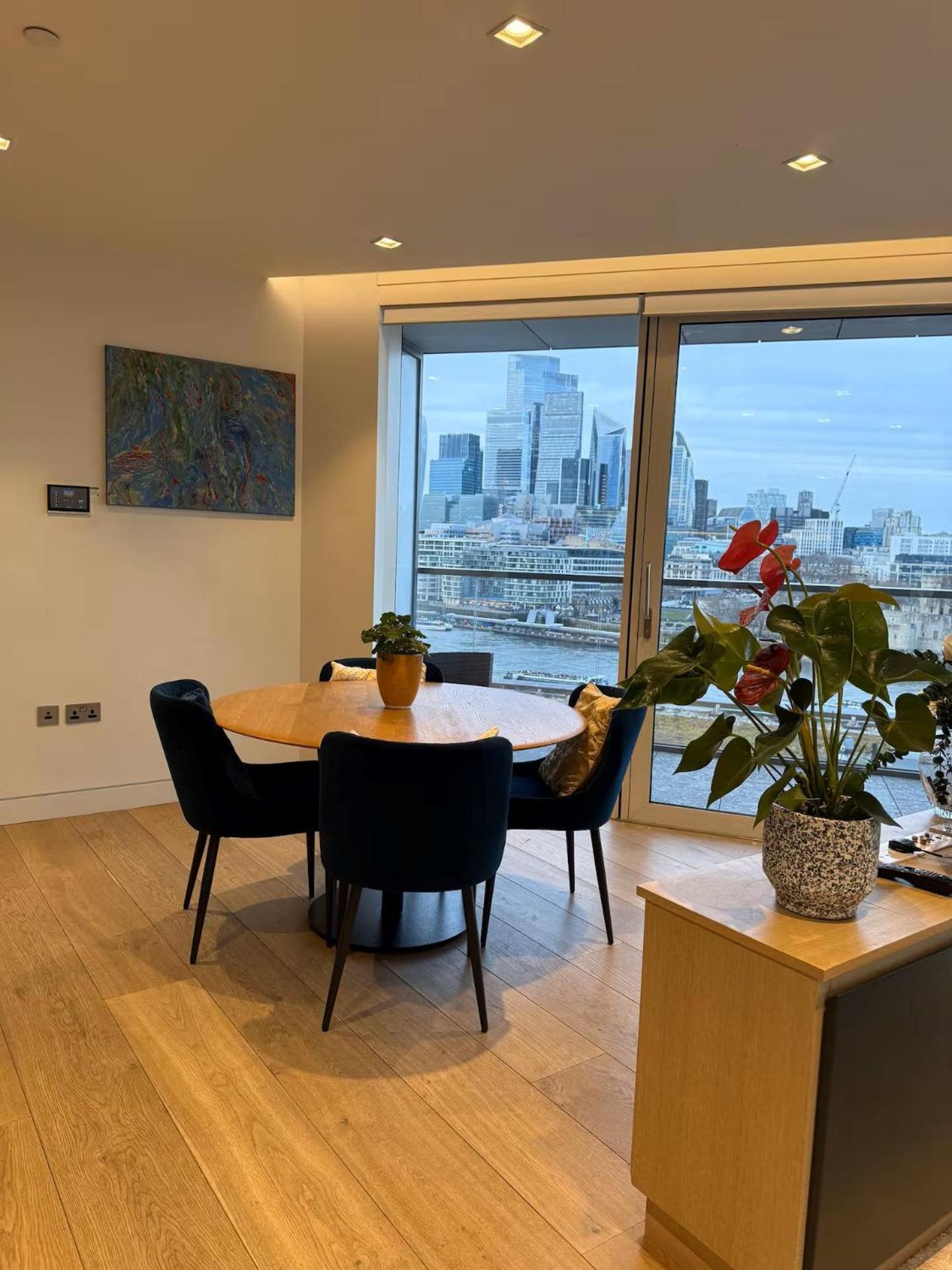 Apartment 4m Pounds Luxury Tower Bridge Direct Views Sleeps 7 London