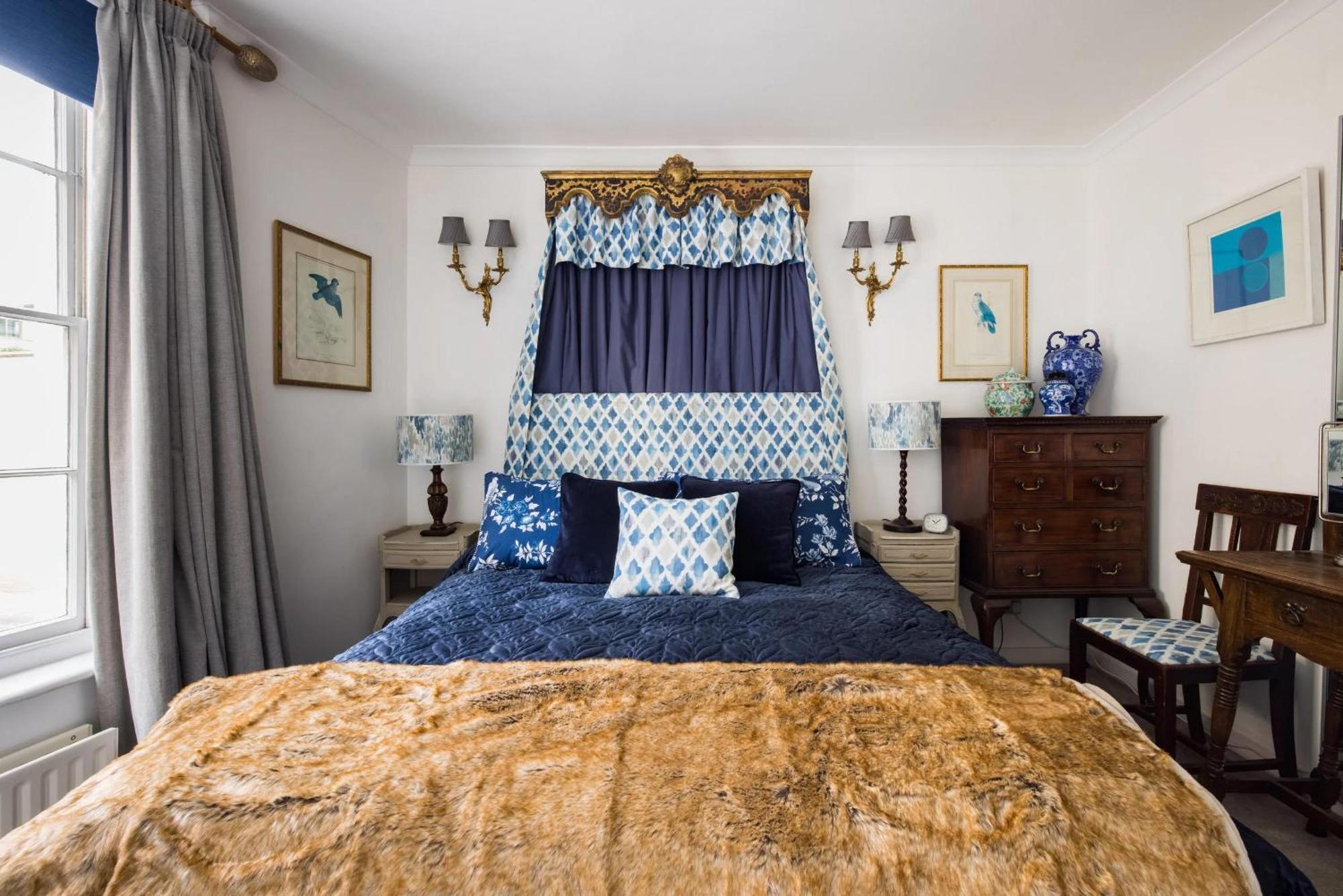 Mayfair W Ac 3-bed-5guests Berkeley Square Apartment