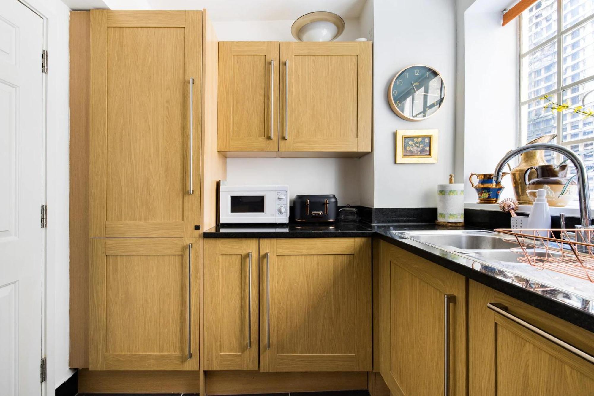 Mayfair W Ac 3-bed-5guests Berkeley Square *