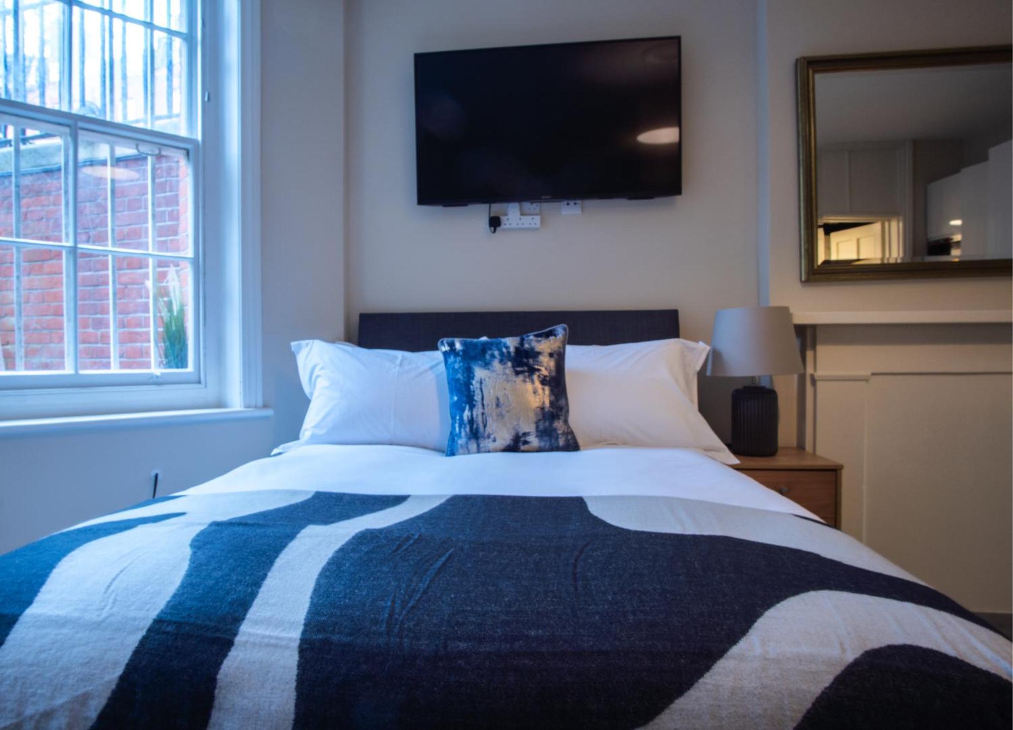 The Egerton - Luxury Apartment London