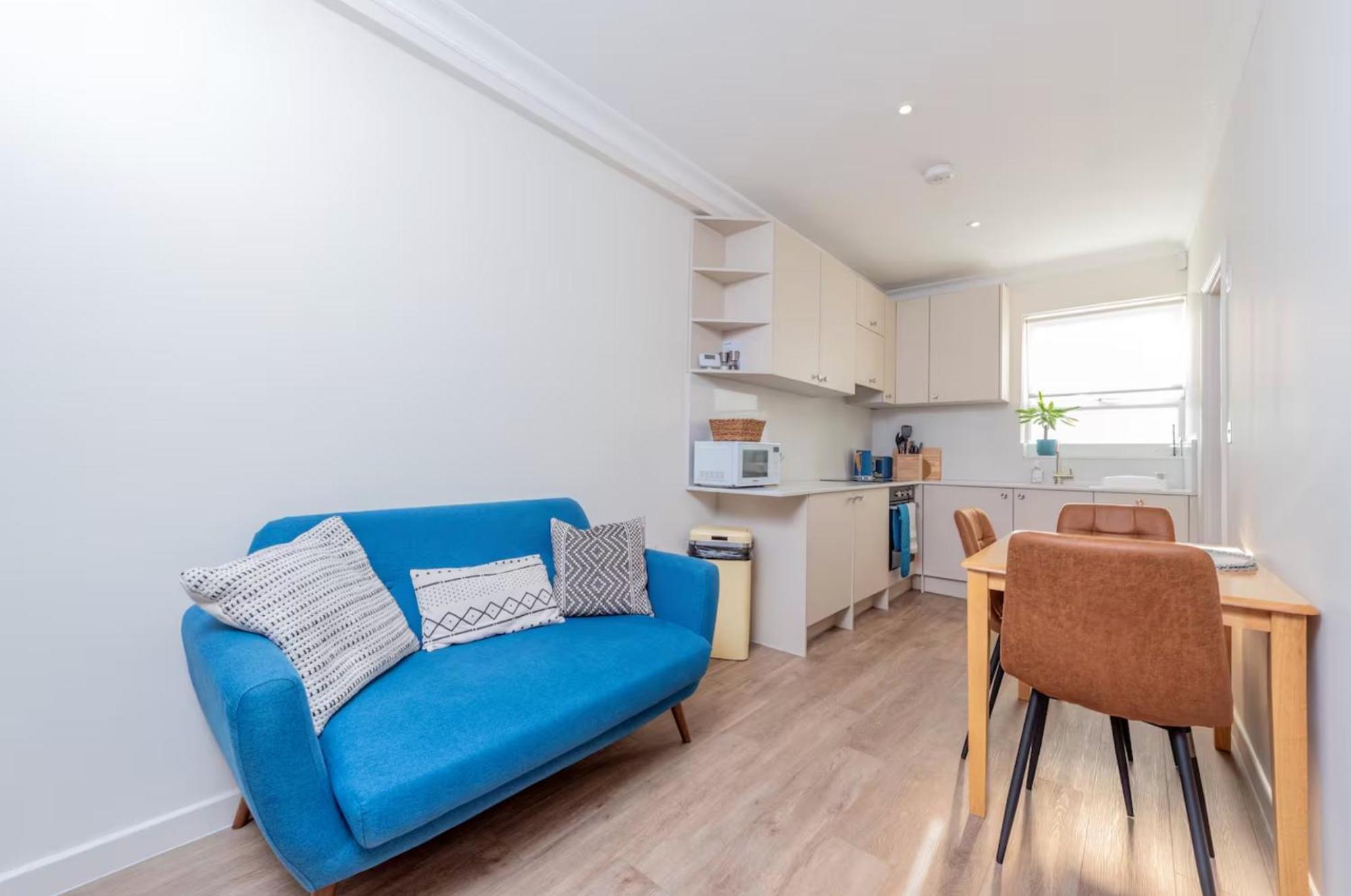 New 2bed - 20min To - Free Parking - Petsok Apartment London