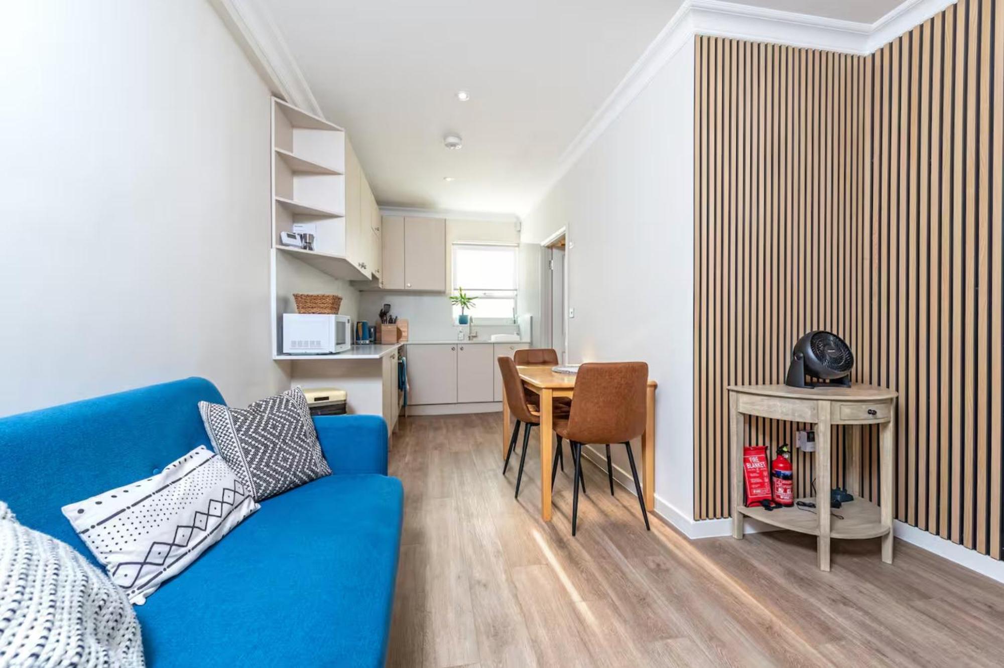 New 2bed - 20min To - Free Parking - Petsok