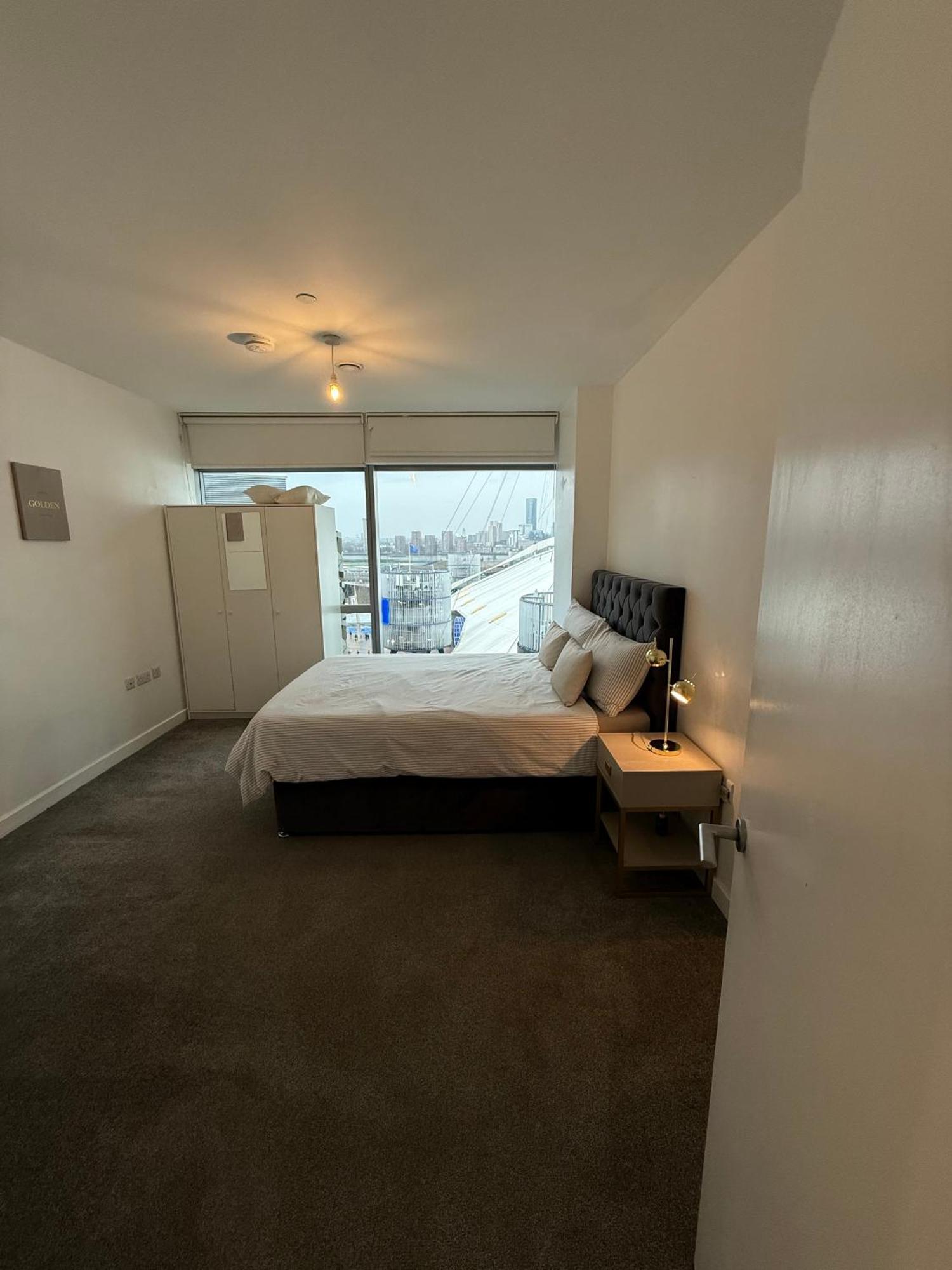 02 Arena View Apartment