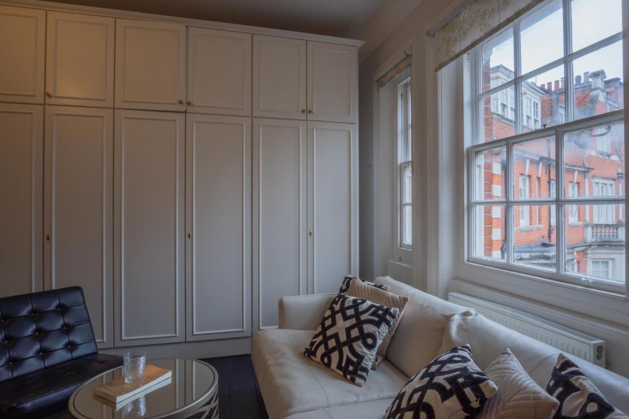 The Egerton - Luxury London