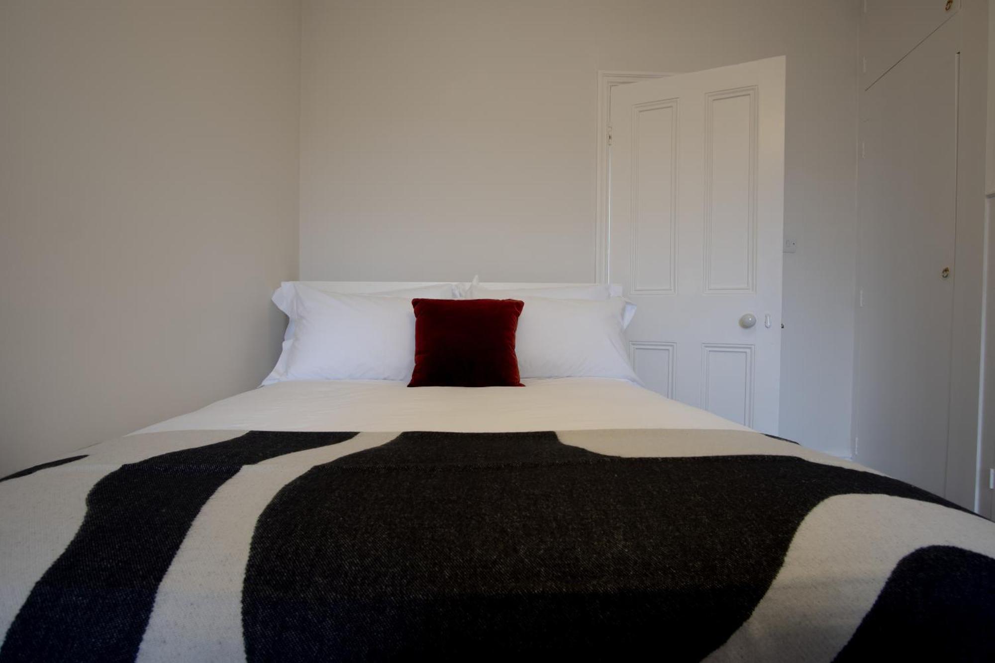 The Egerton - Luxury Apartment London