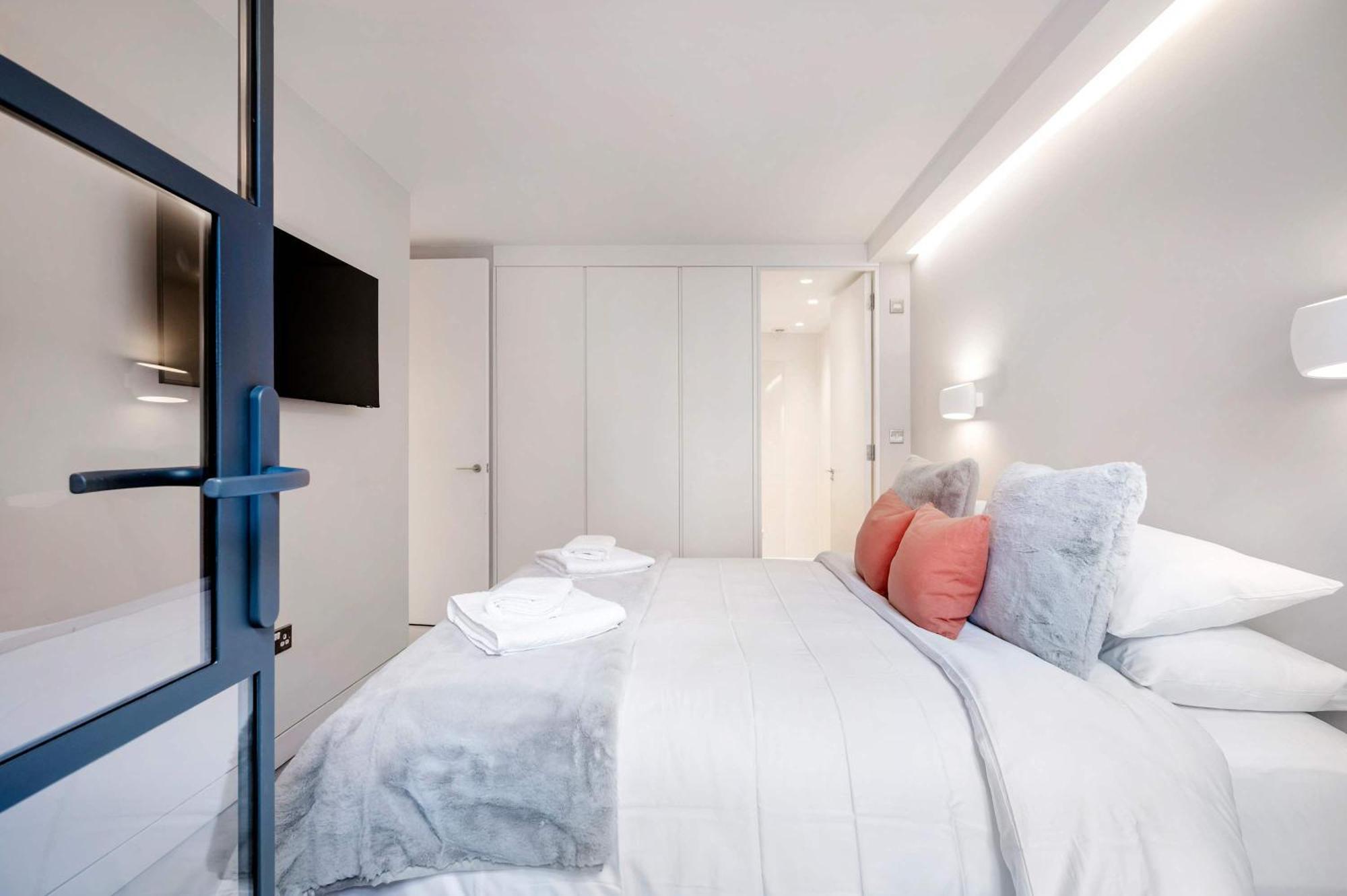 The Portobello Star - By Out Of Office Lifestyle