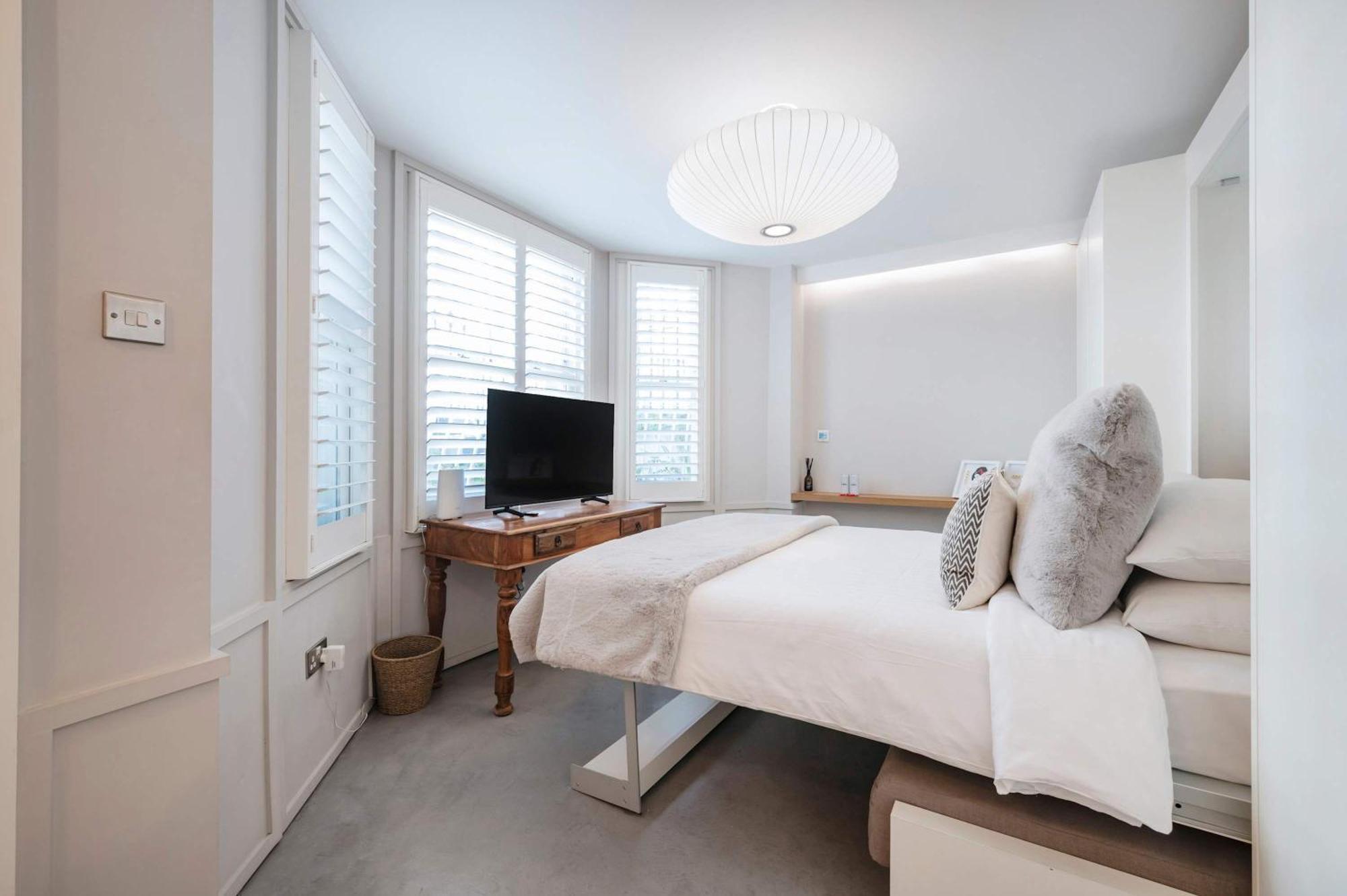 The Portobello Star - By Out Of Office Lifestyle