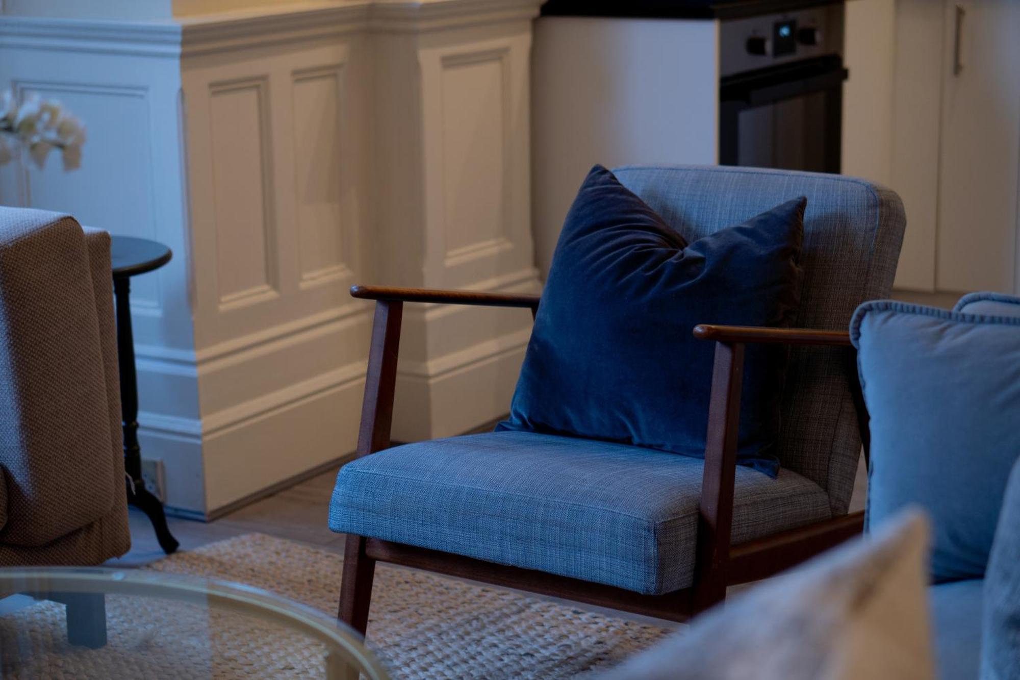 The Egerton - Luxury Apartment London