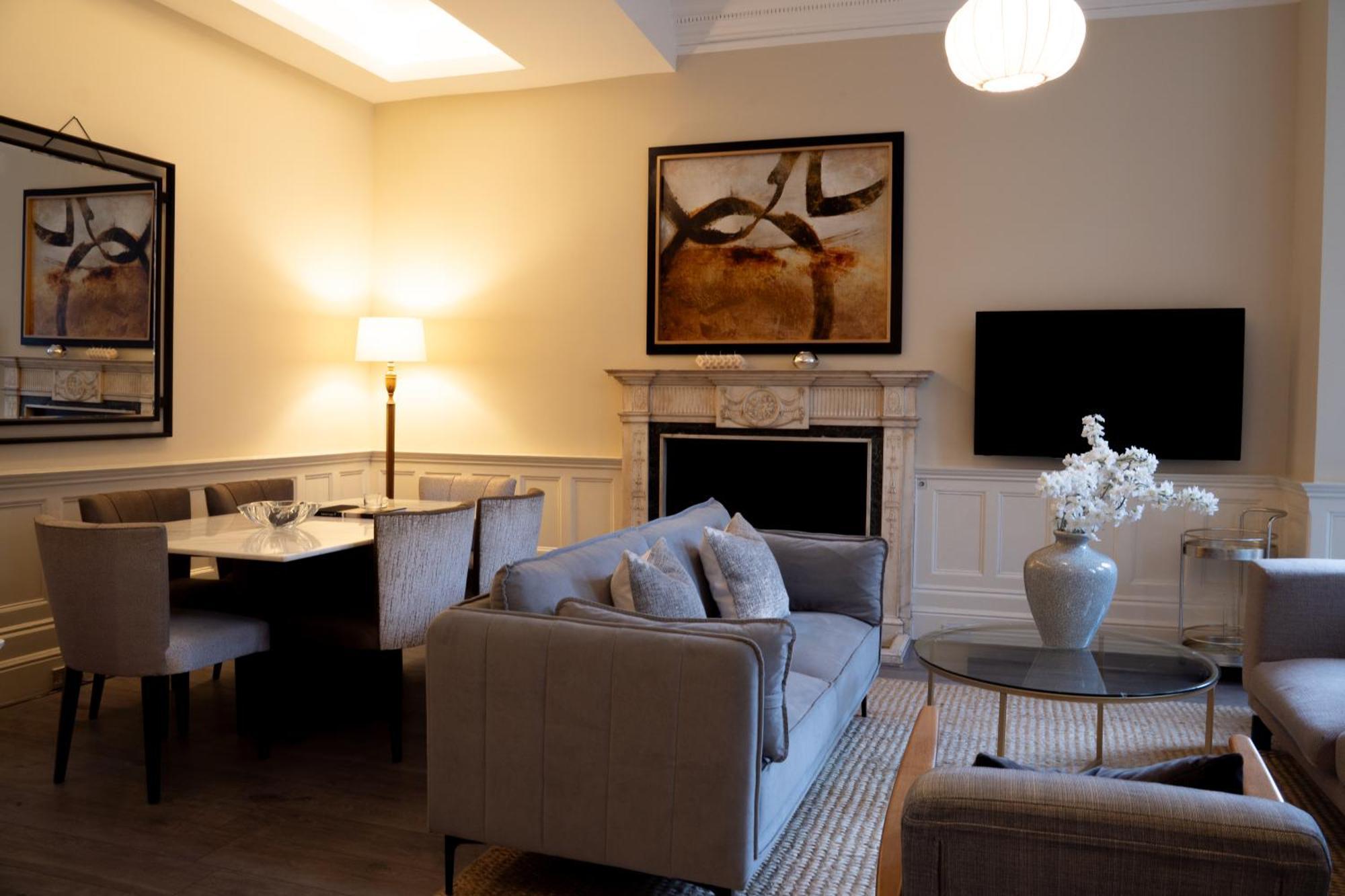 Apartment The Egerton - Luxury London