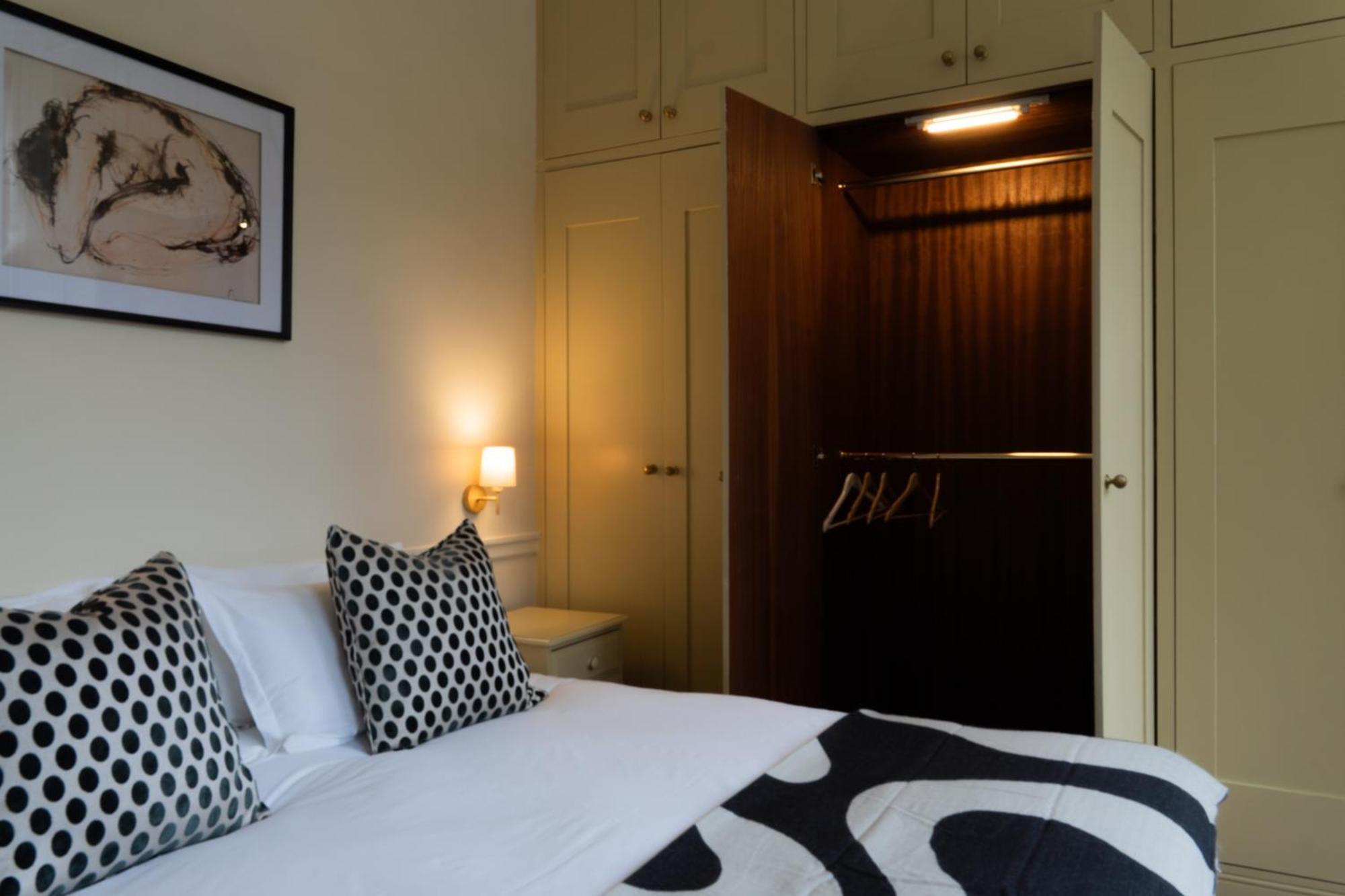 The Egerton - Luxury Apartment *