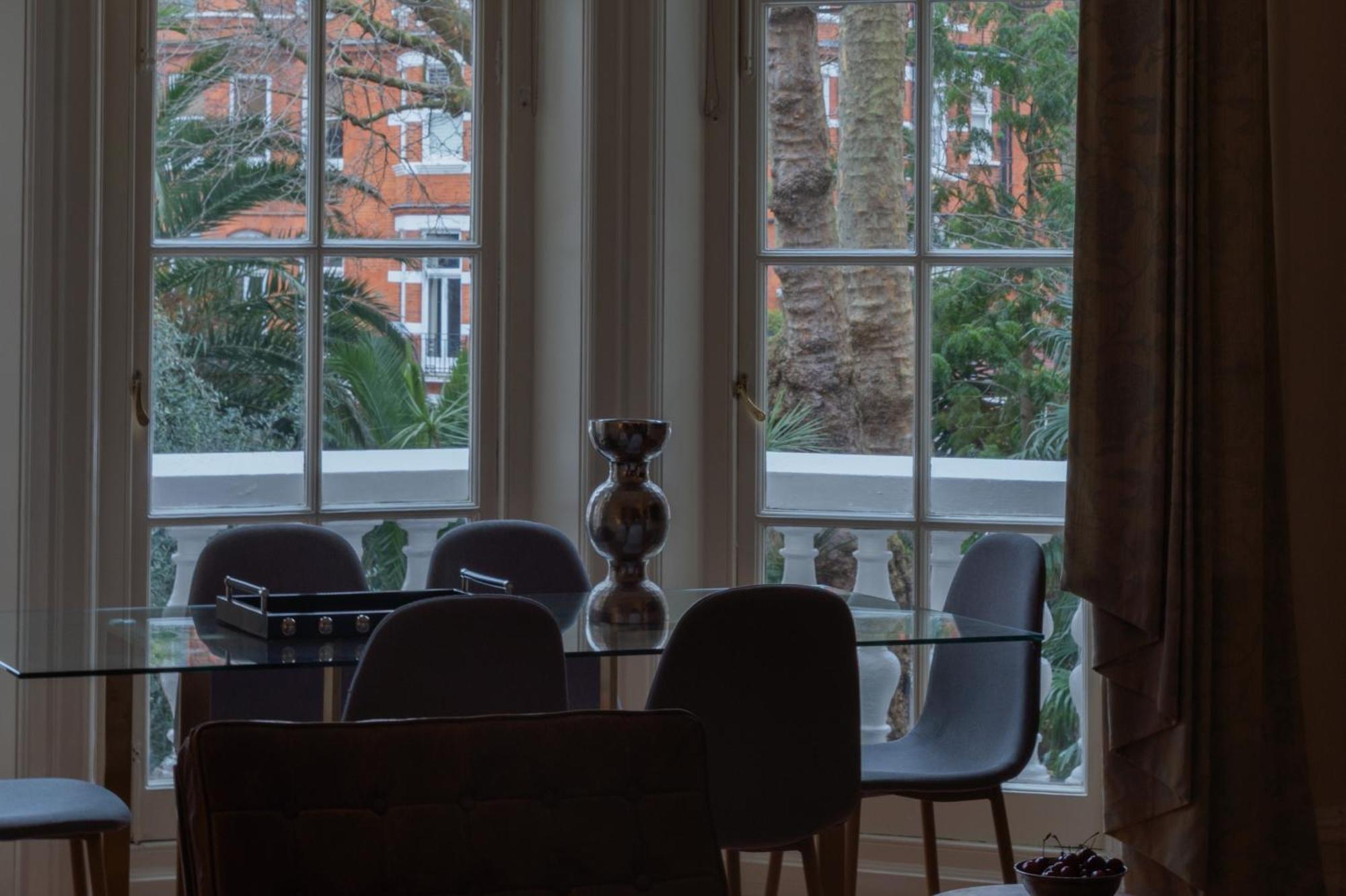 The Egerton - Luxury Apartment London