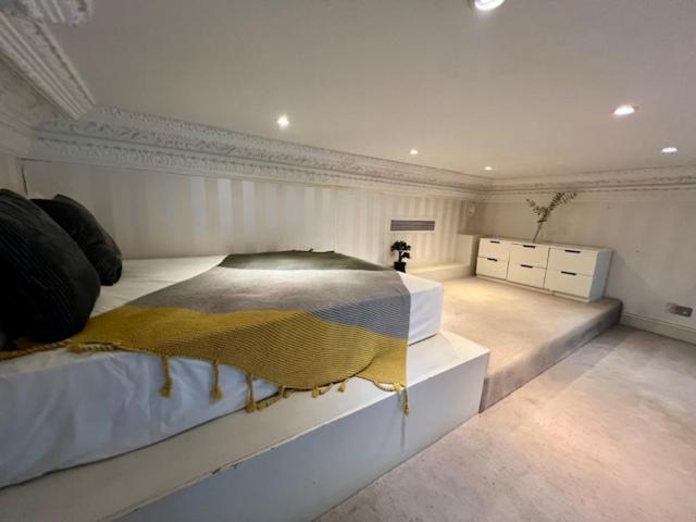 Kensington - Mezzanie Stylish Flat Leilighet