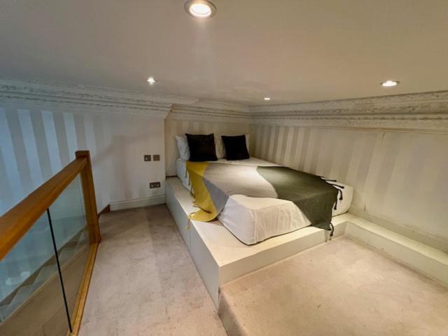 Kensington - Mezzanie Stylish Flat * London