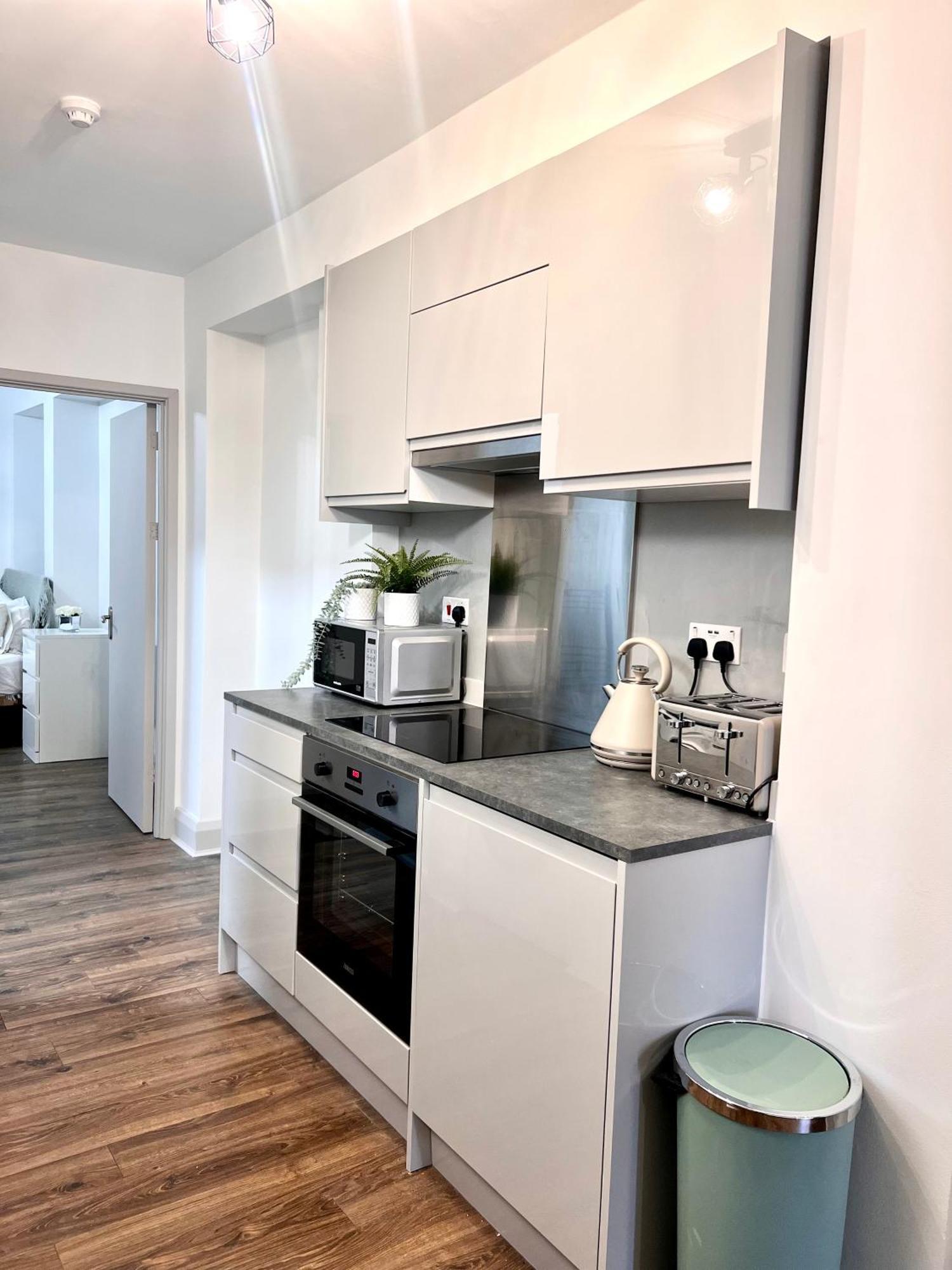Fully Refurbed 2025 1 Minute To Old Street Station * London