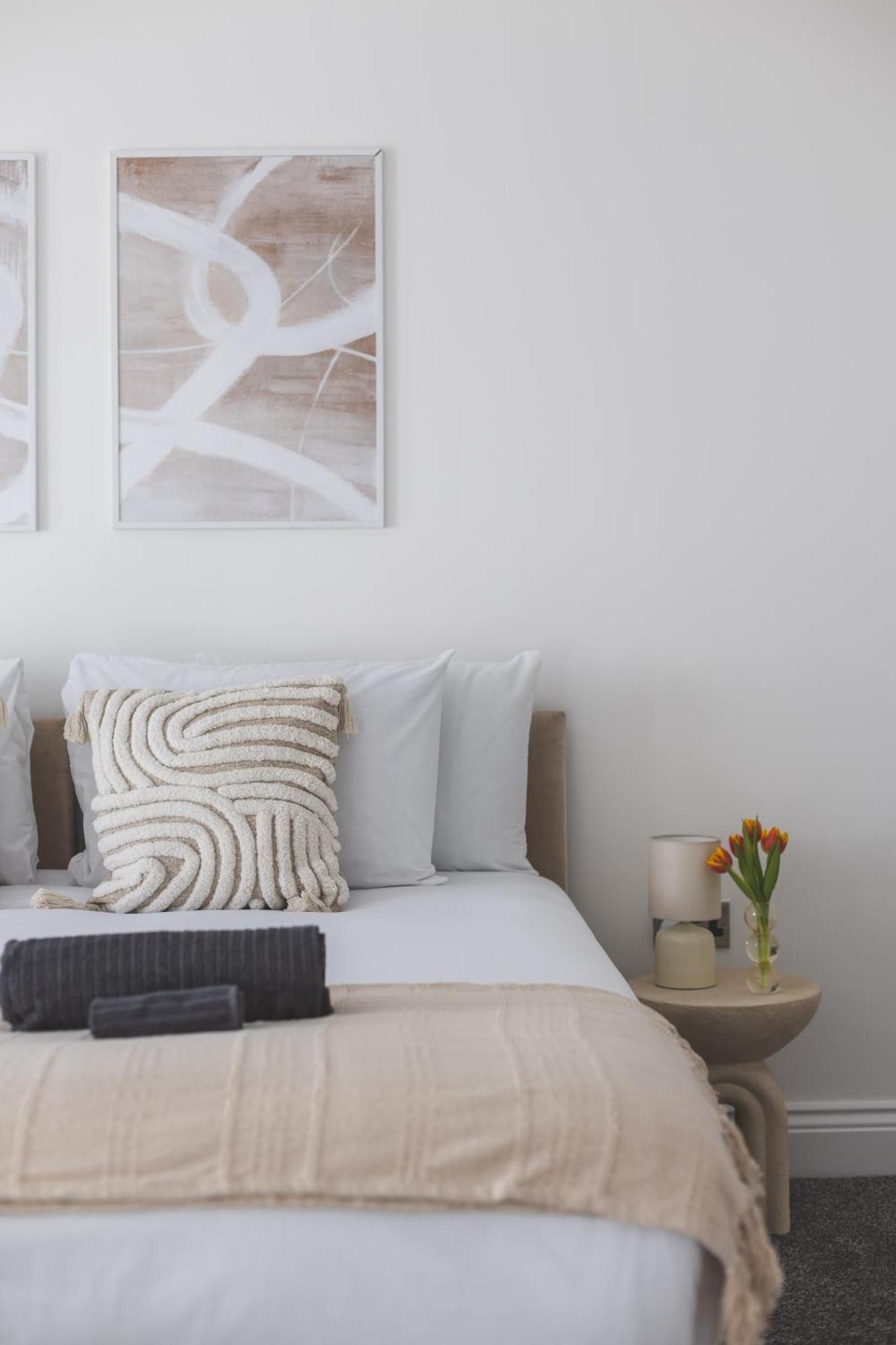 Feriehus Arte Serviced Stratford - 3 Bedrooms 2 Bathrooms London, Stratford, Maryland, Free Parking, Garden, Weekly Or Monthly - Up To 8 Guests