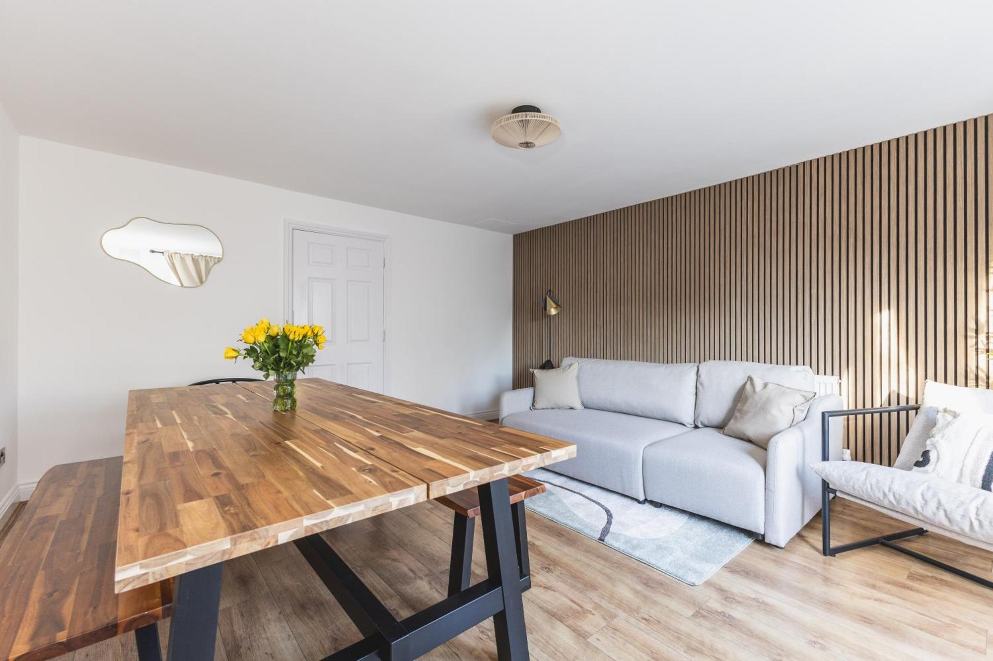Feriehus Arte Serviced Stratford - 3 Bedrooms 2 Bathrooms London, Stratford, Maryland, Free Parking, Garden, Weekly Or Monthly - Up To 8 Guests London