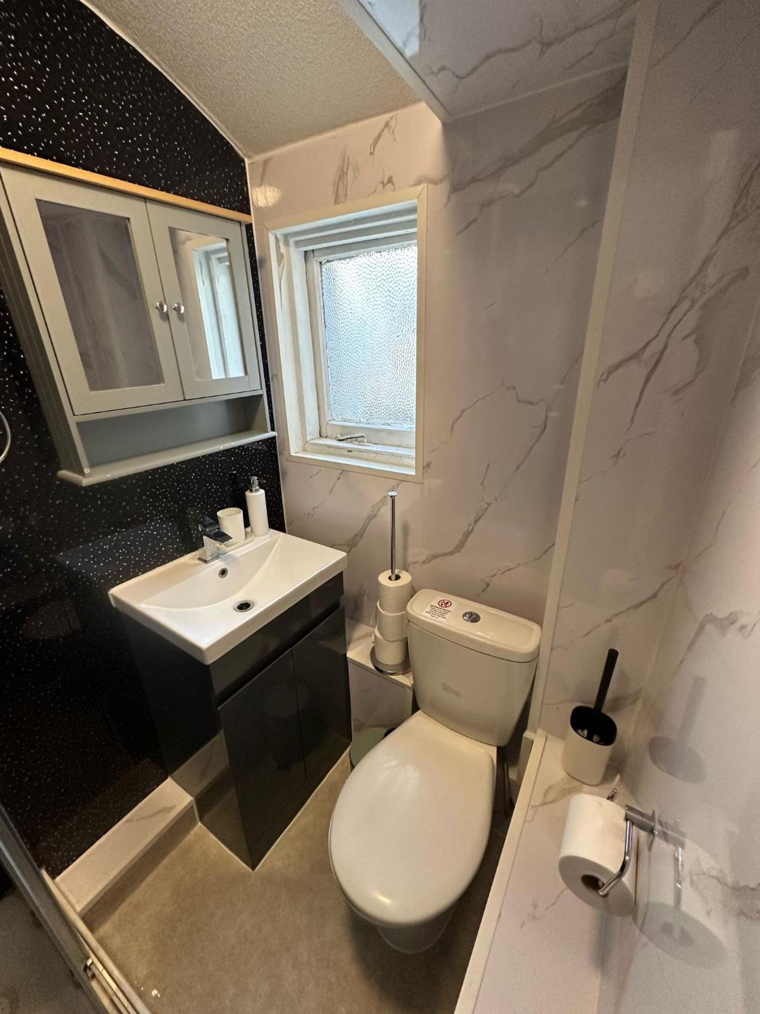 Guest house 10 Minutes To Vaux London