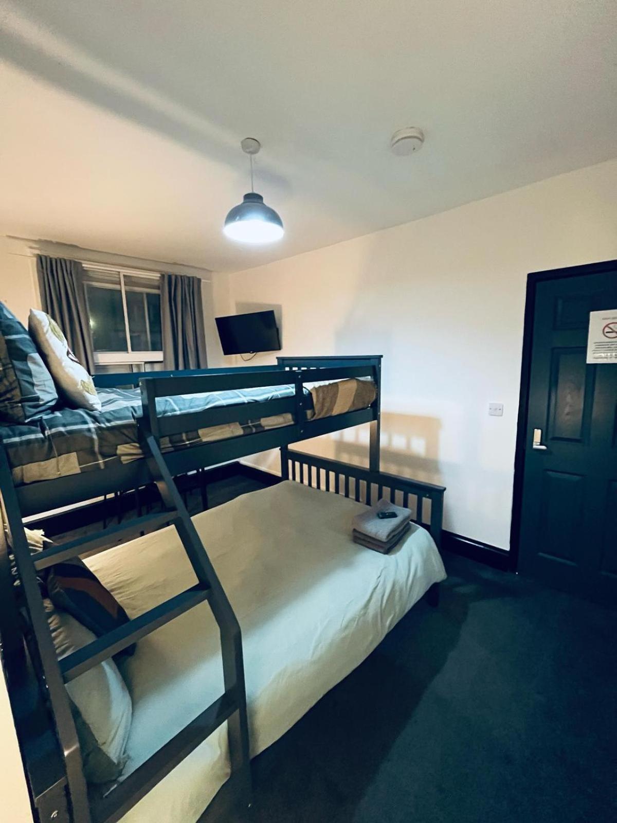 Guest house 10 Minutes To Vaux London