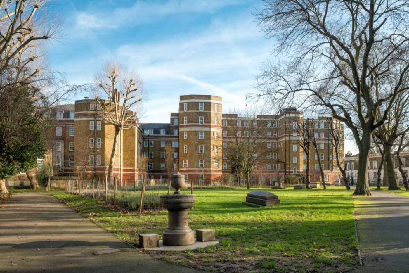 Langton Close House, Apartamento