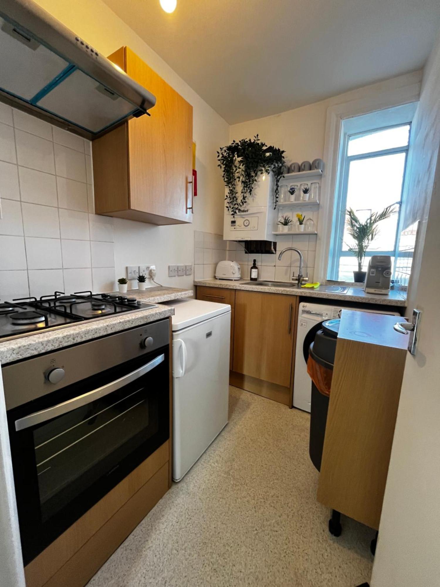 Keysan House 2 * London