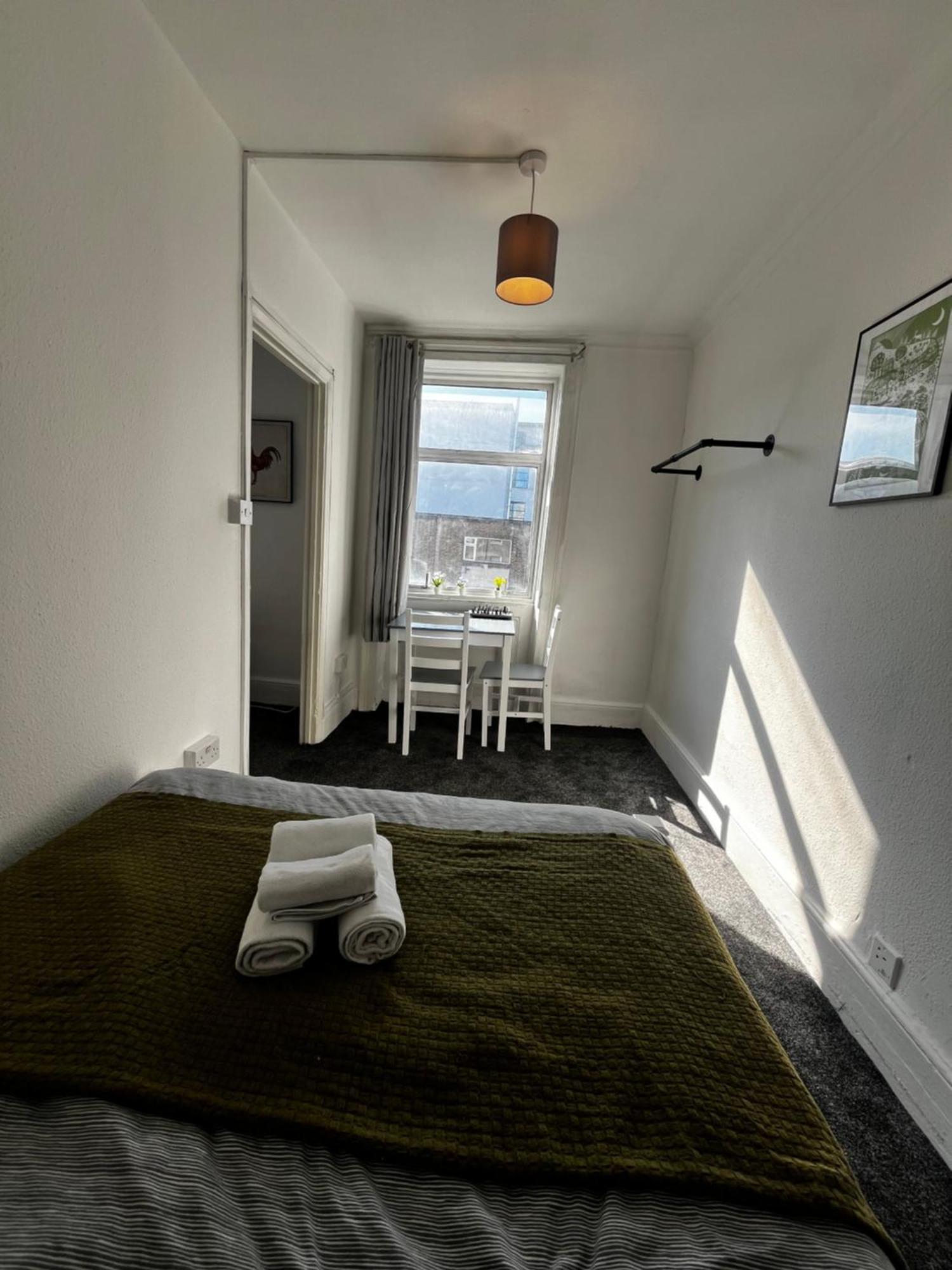 Keysan House 2 * London
