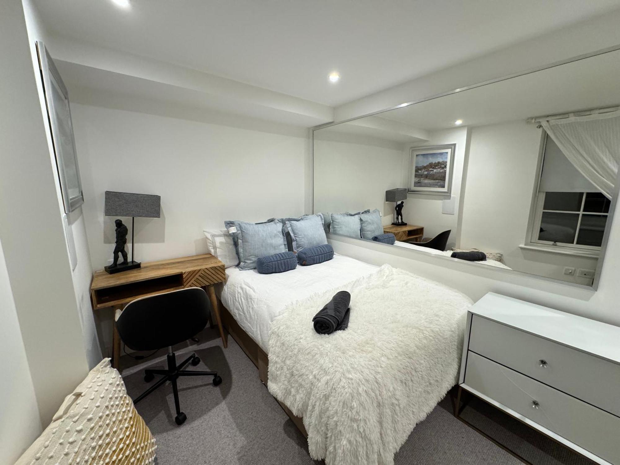 Apartment High Deluxe Standard Flat For 6 People In The Heart Of *
