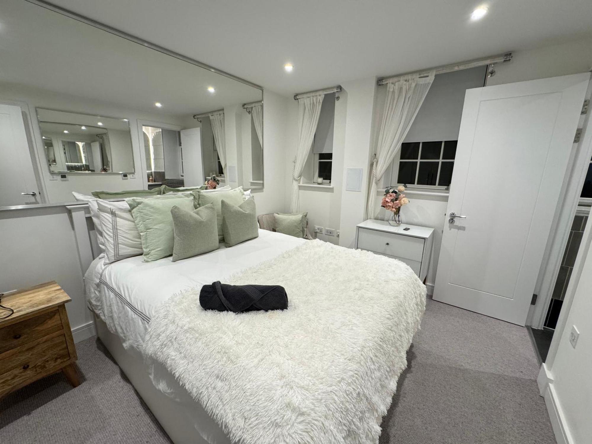 Apartment High Deluxe Standard Flat For 6 People In The Heart Of