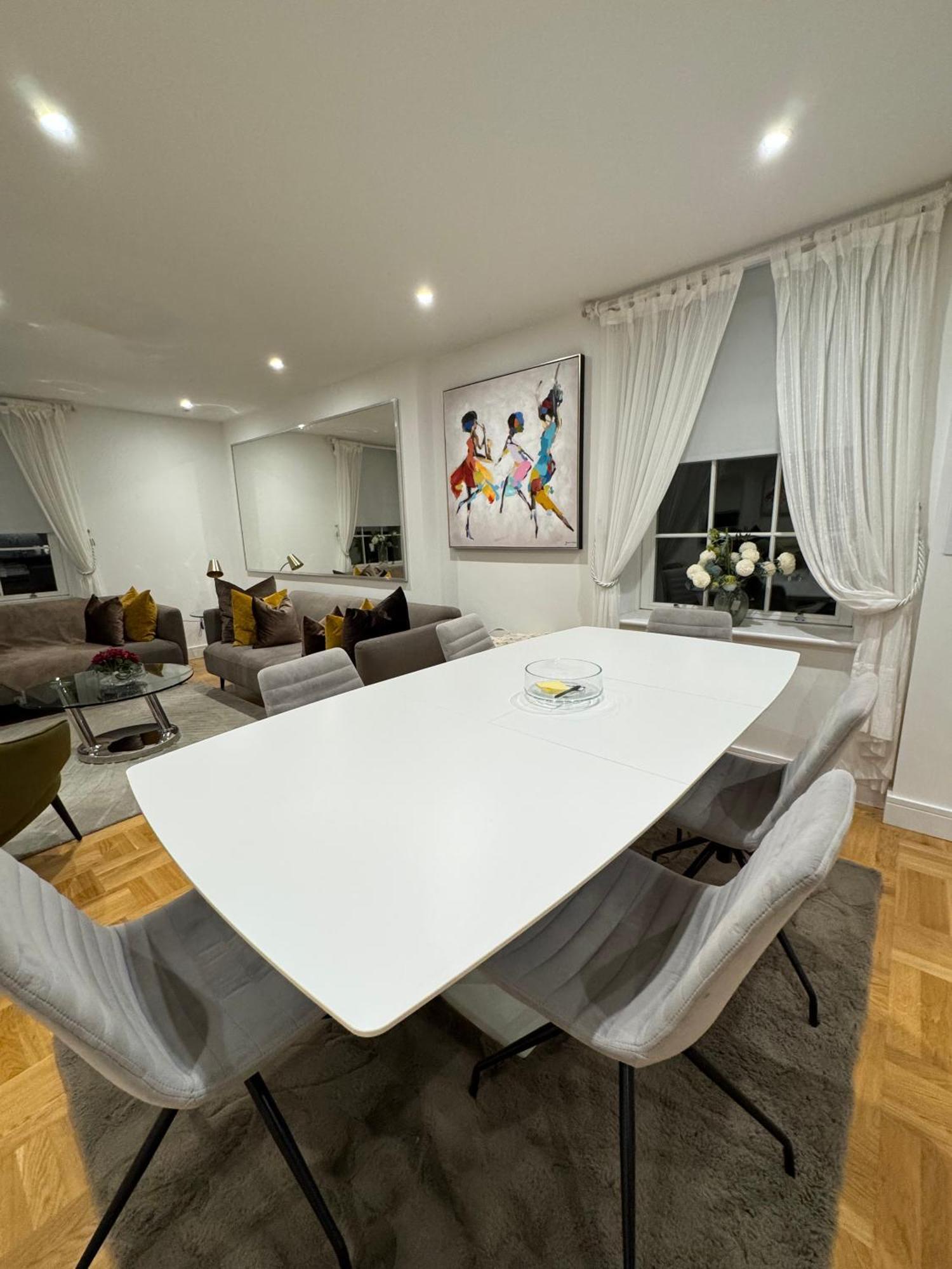 High Deluxe Standard Flat For 6 People In The Heart Of London