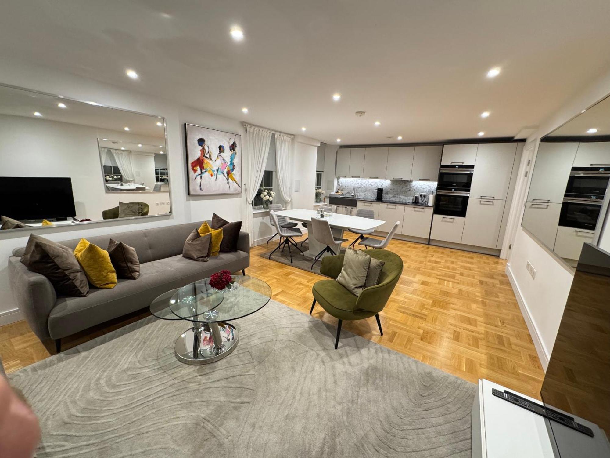 High Deluxe Standard Flat For 6 People In The Heart Of London