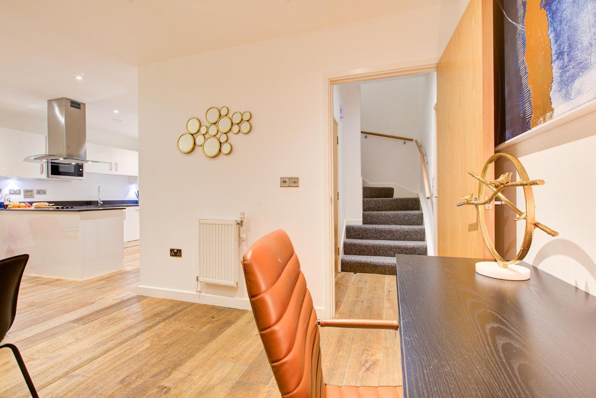 Hybrid Resi Greenwich Near O2 Arena