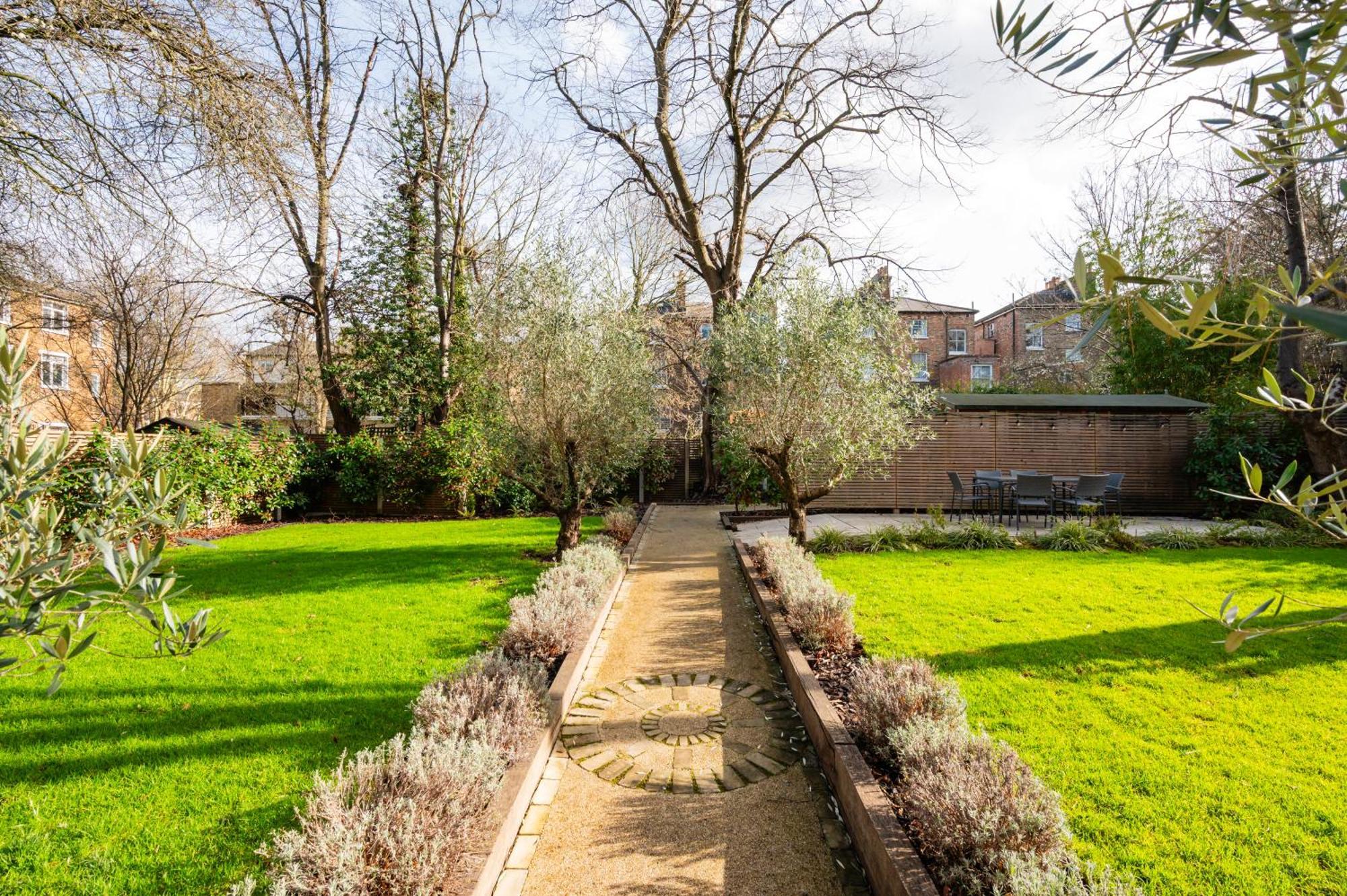 Premium Hungerford Road Apartment *