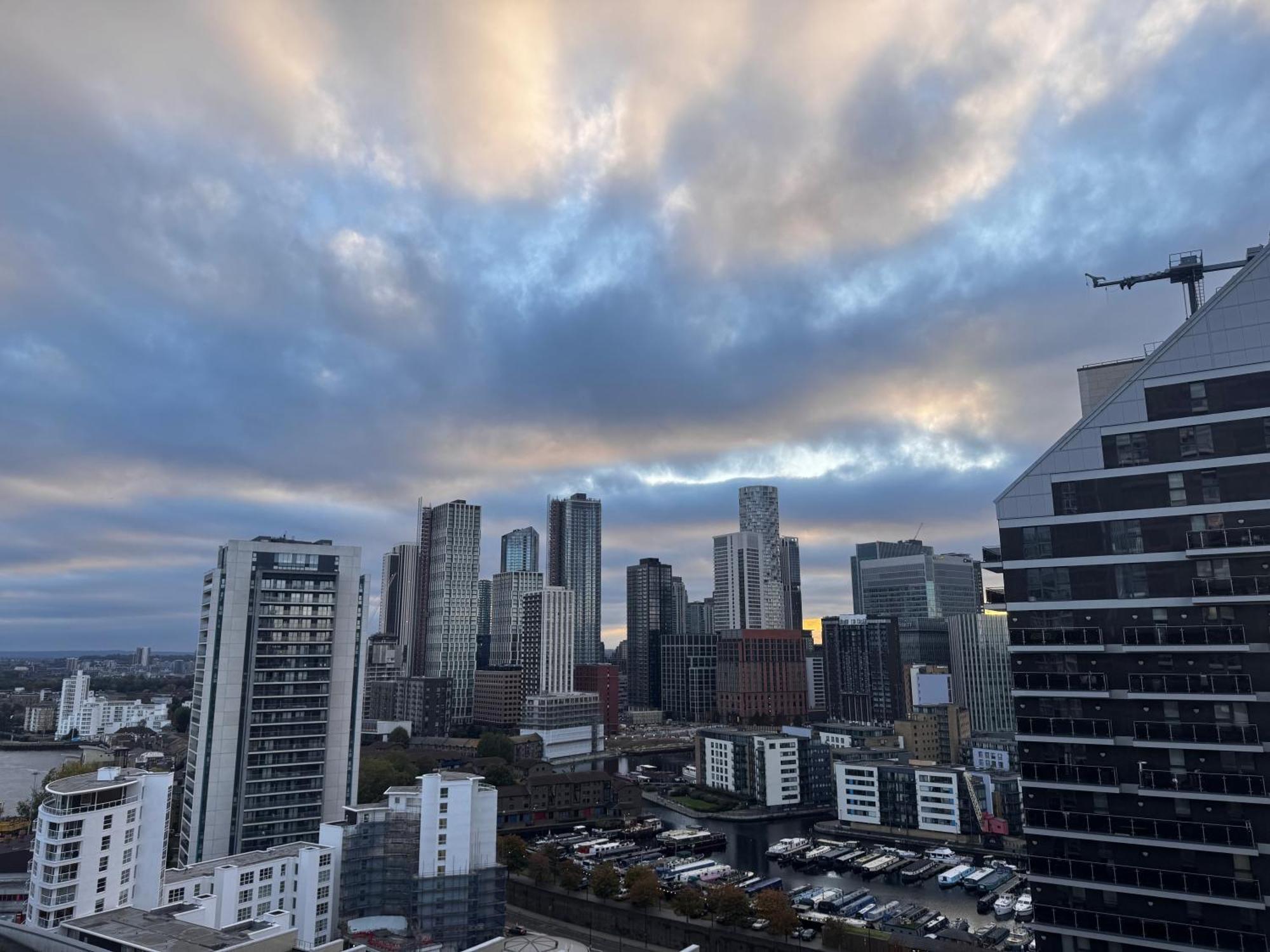 Scenic View 1-bed Near Downtown With Free Wifi Apartamento *