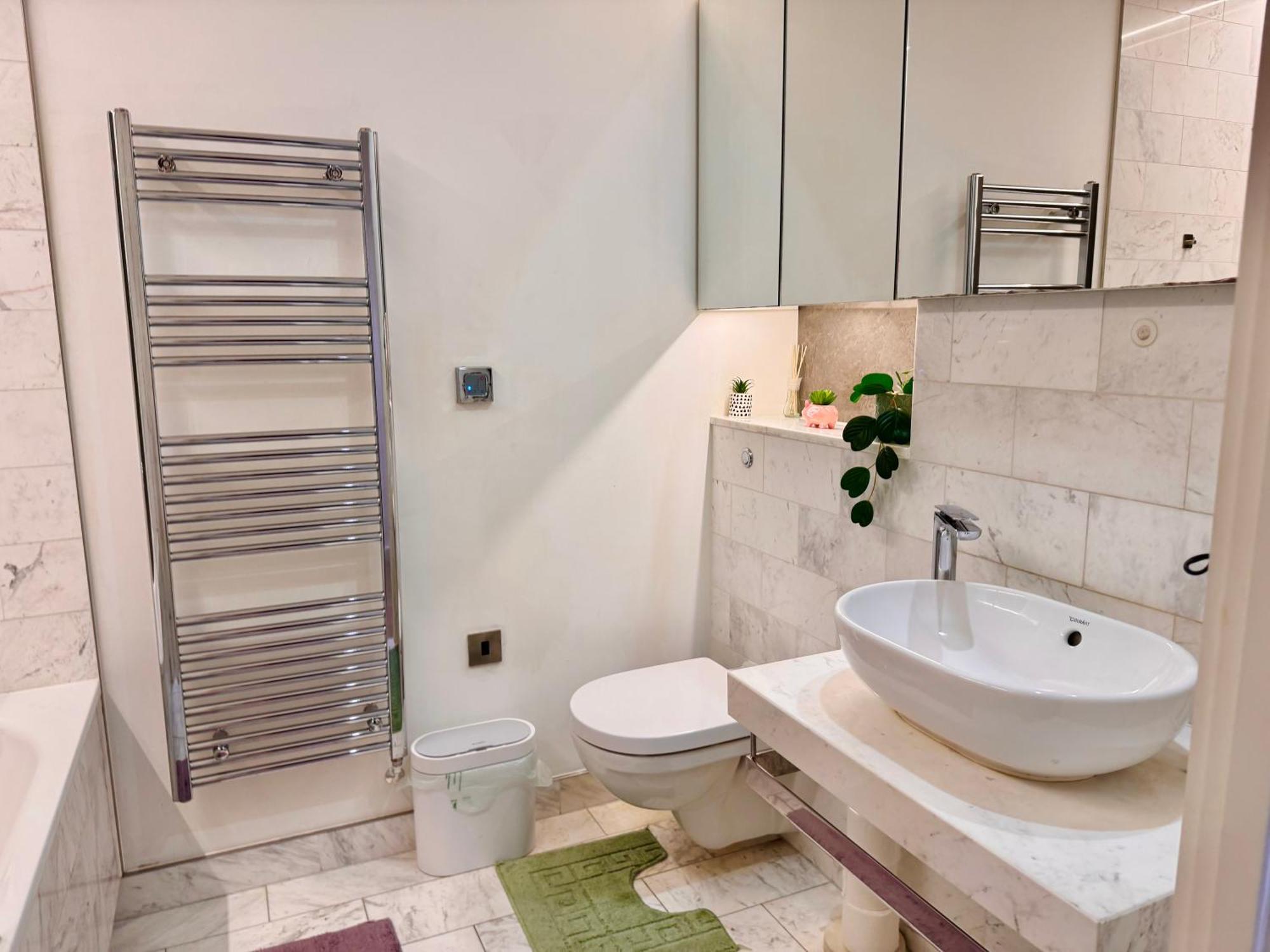 Apartamento Scenic View 1-bed Near Downtown With Free Wifi