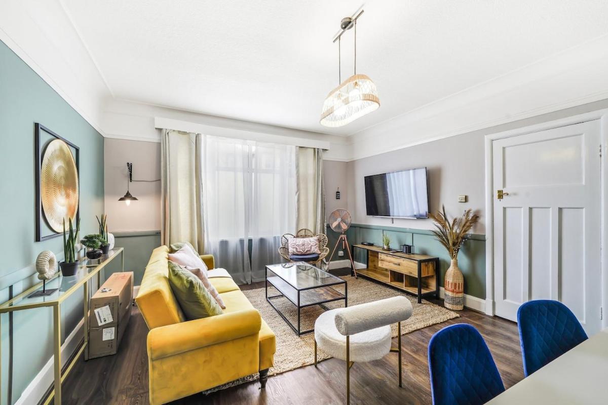 Apartamento Citystay Garden Modern 1 Bed Flat Golders Nw11