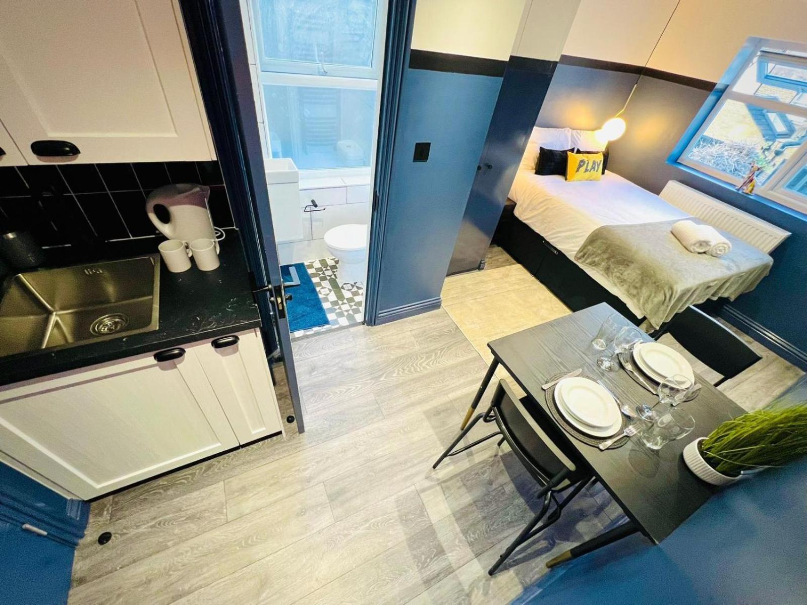 Gasthof 61 Studio, Ideal For Tourists High Recommend!!! *