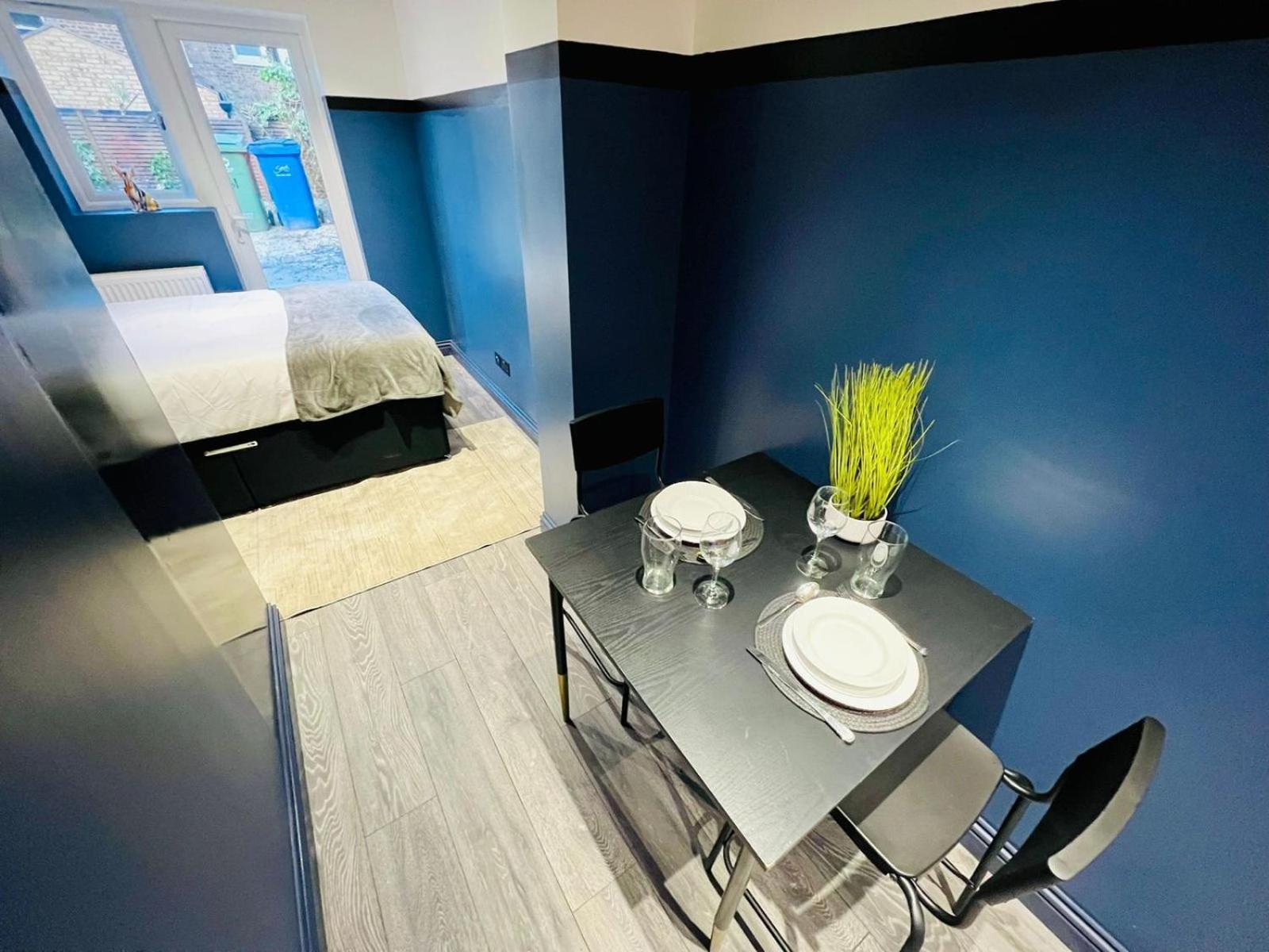 Gasthof 61 Studio, Ideal For Tourists High Recommend!!! *