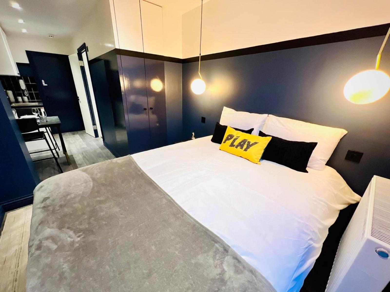Gasthof 61 Studio, Ideal For Tourists High Recommend!!! *