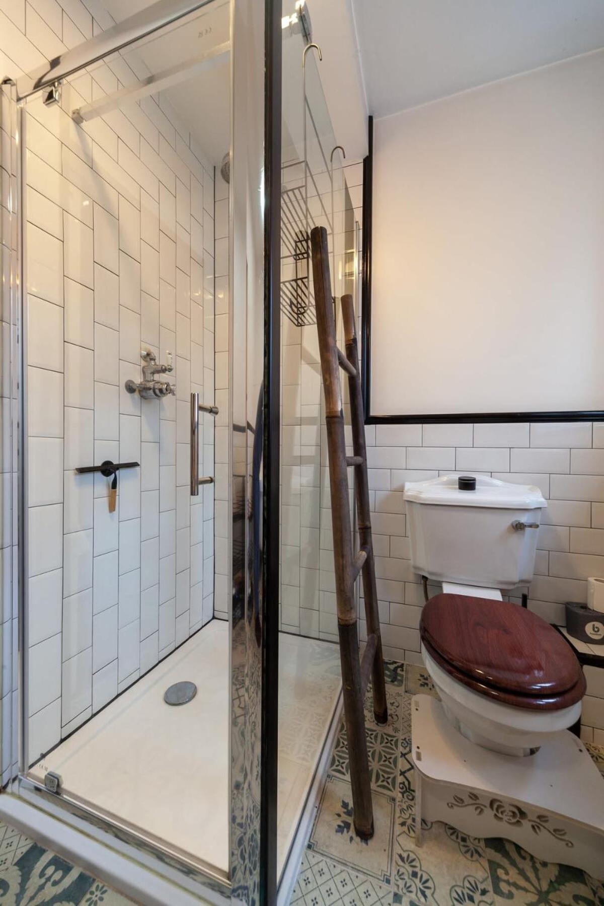 Stylish 1 Bedroom In Hackney Apartment London